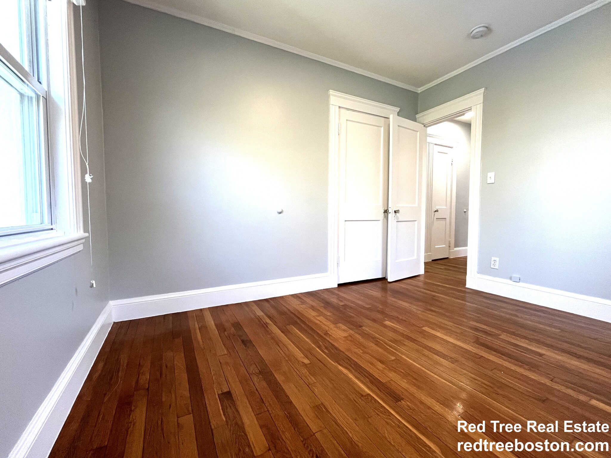 130 Grove St, West Roxbury