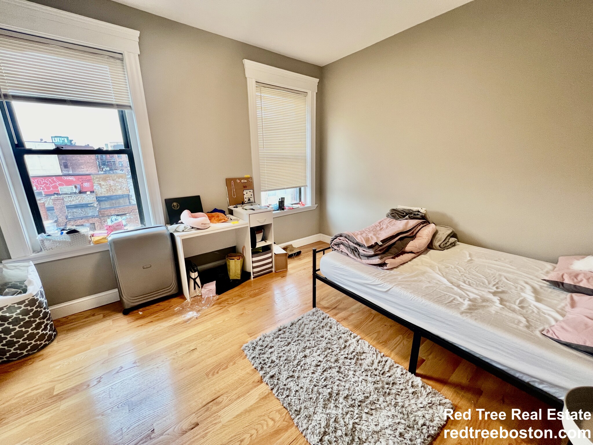 1914 Beacon St, Brighton