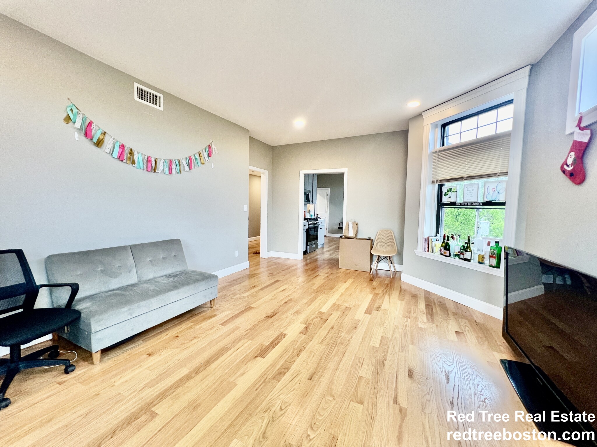 1914 Beacon St, Brighton