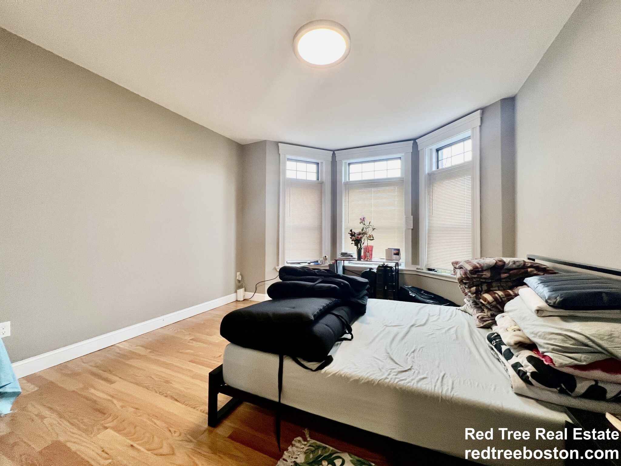 1914 Beacon St, Brighton