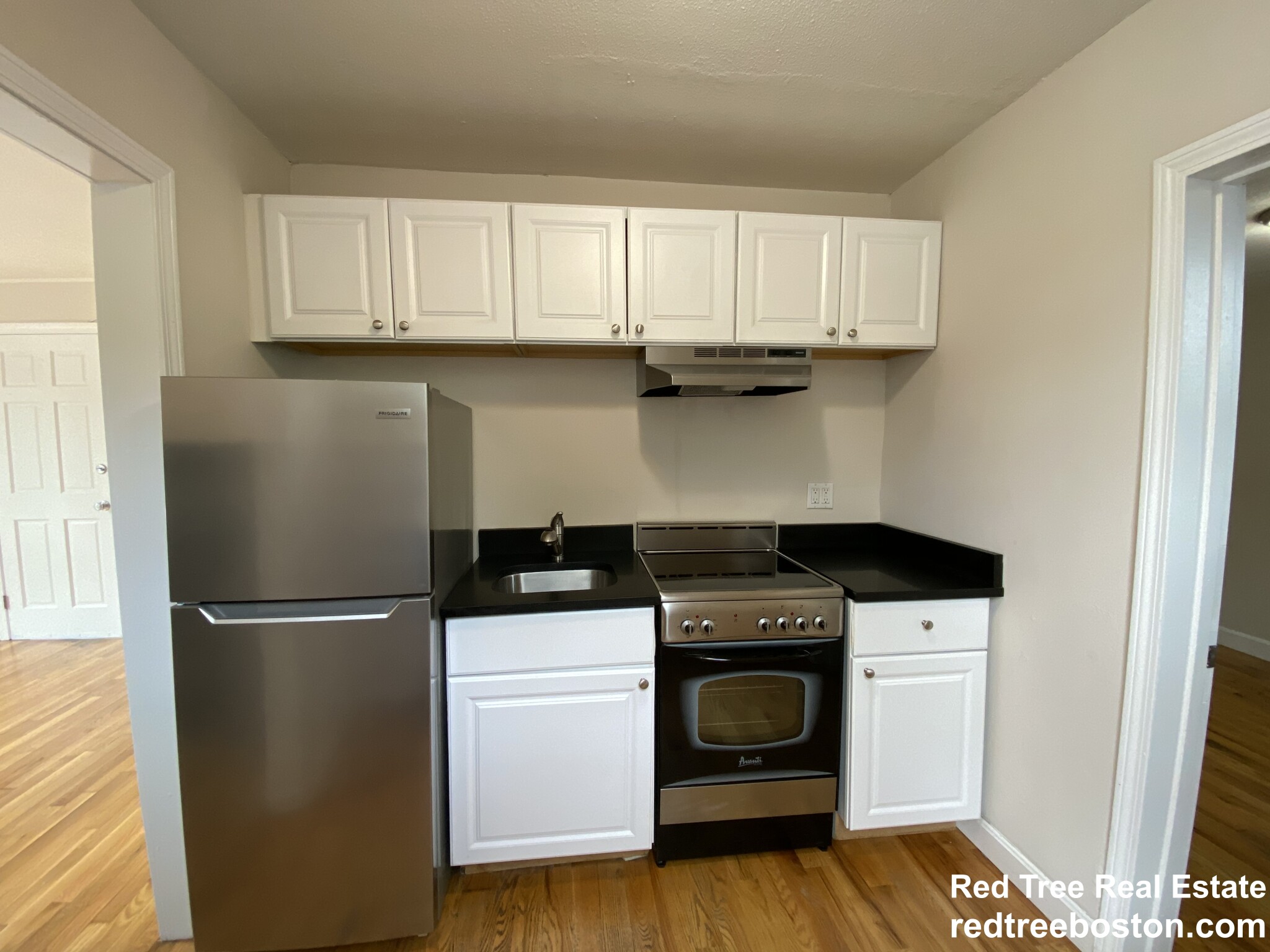 506 East Broadway, South Boston