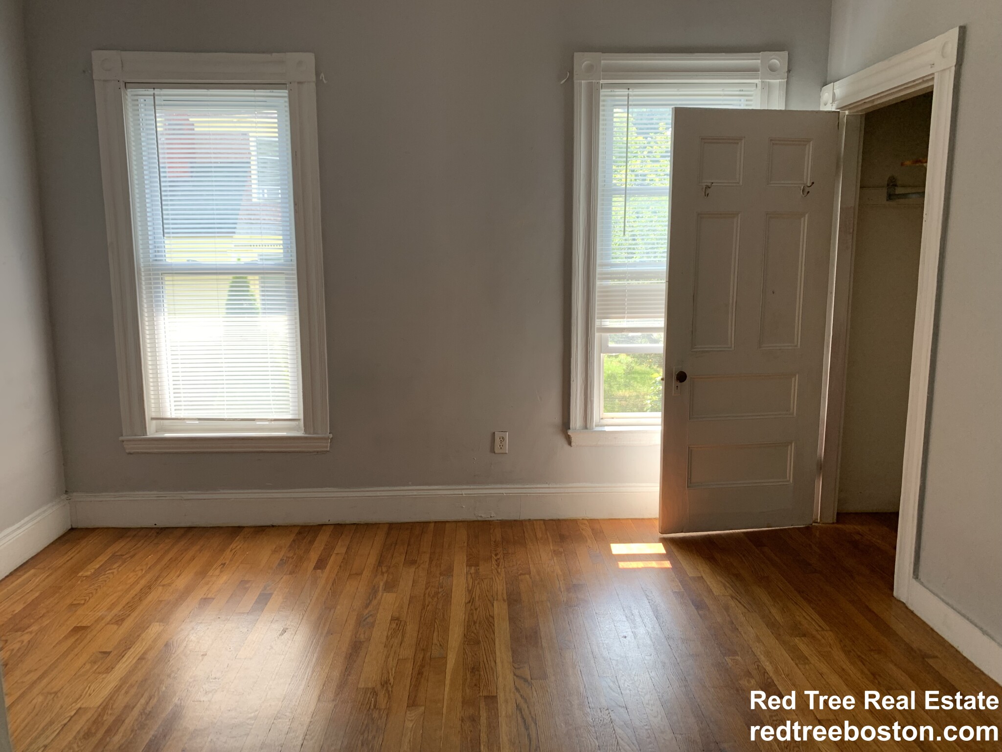 1 Cobden St, Roxbury