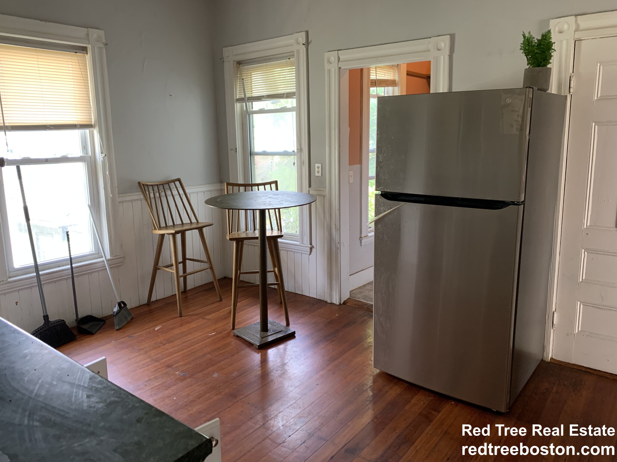 1 Cobden St, Roxbury