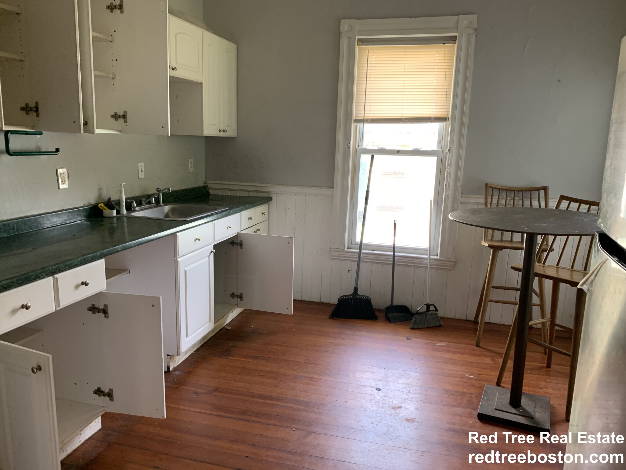 1 Cobden St, Roxbury