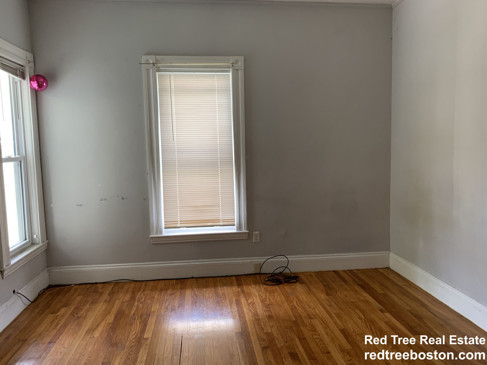 1 Cobden St, Roxbury