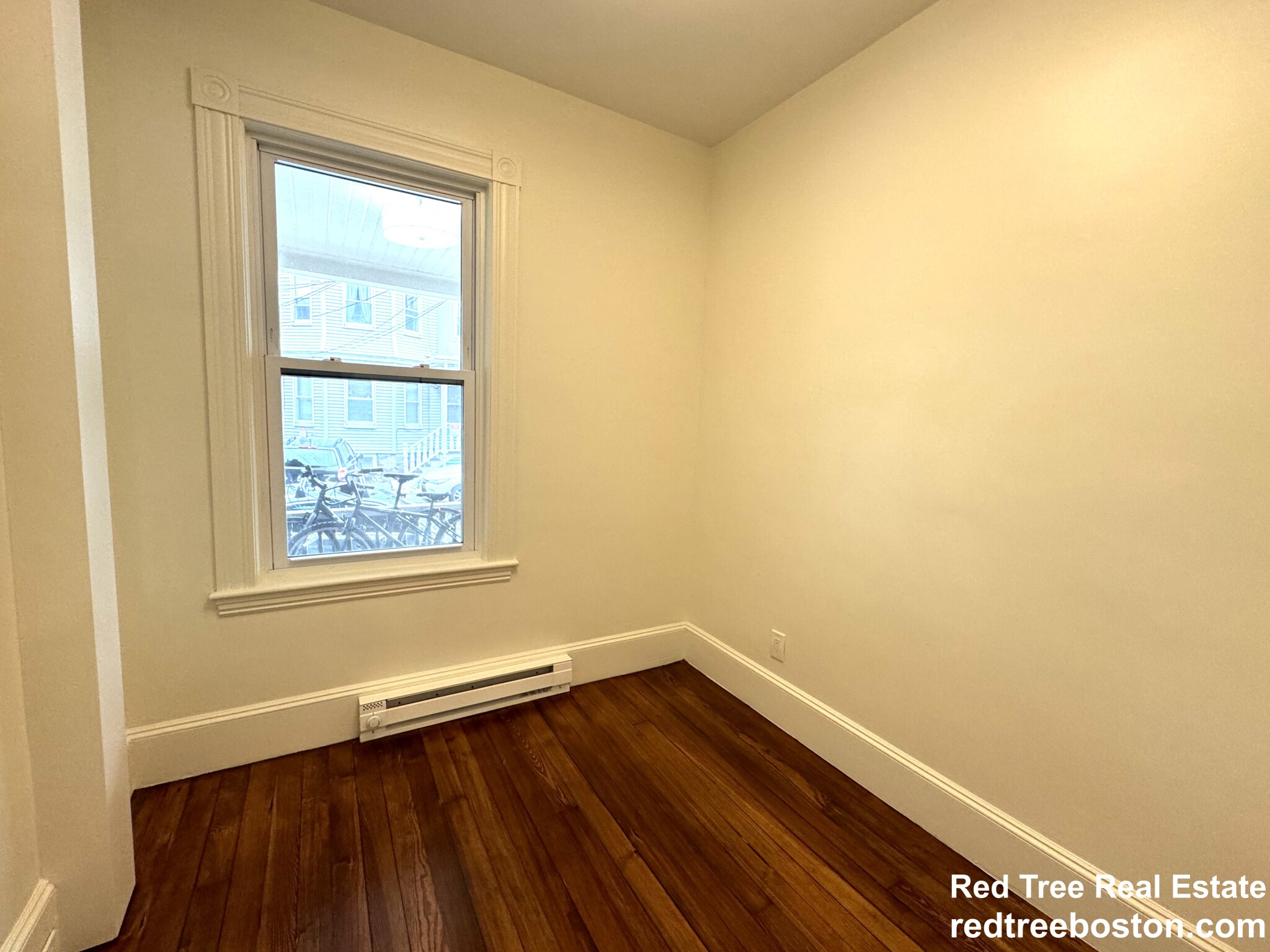 11 East Milton Rd, High Street Hill