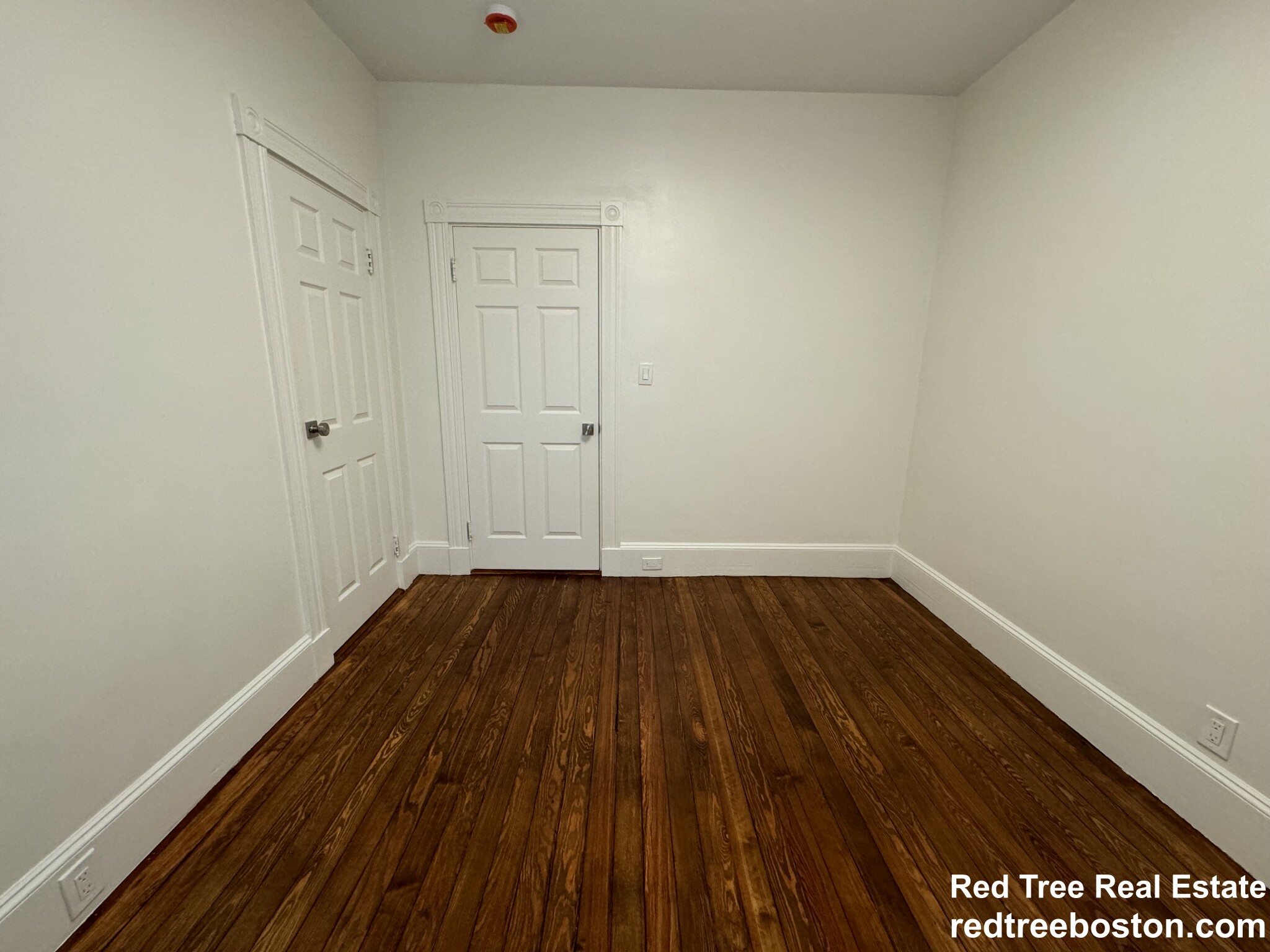 11 East Milton Rd, High Street Hill