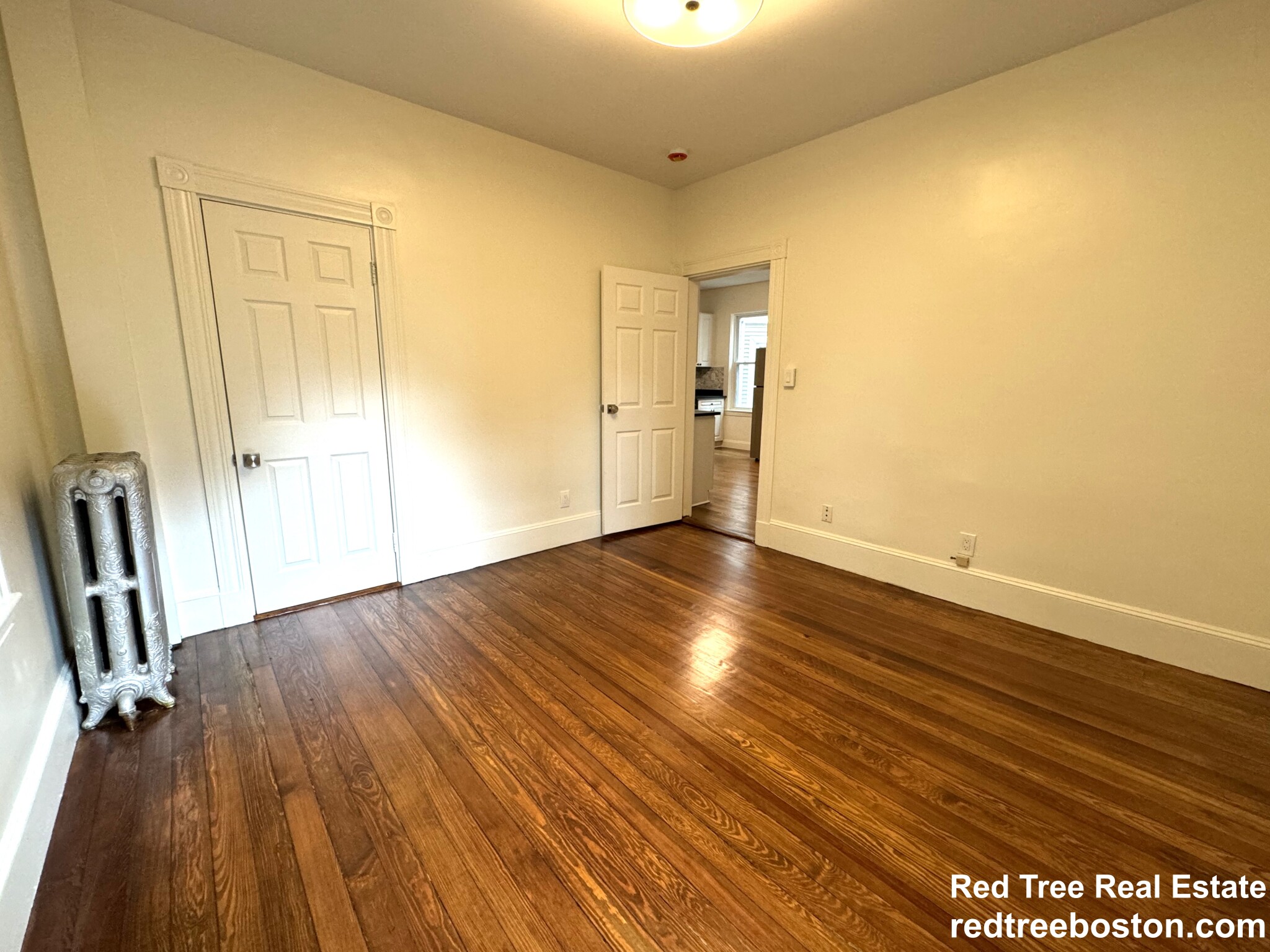 11 East Milton Rd, High Street Hill