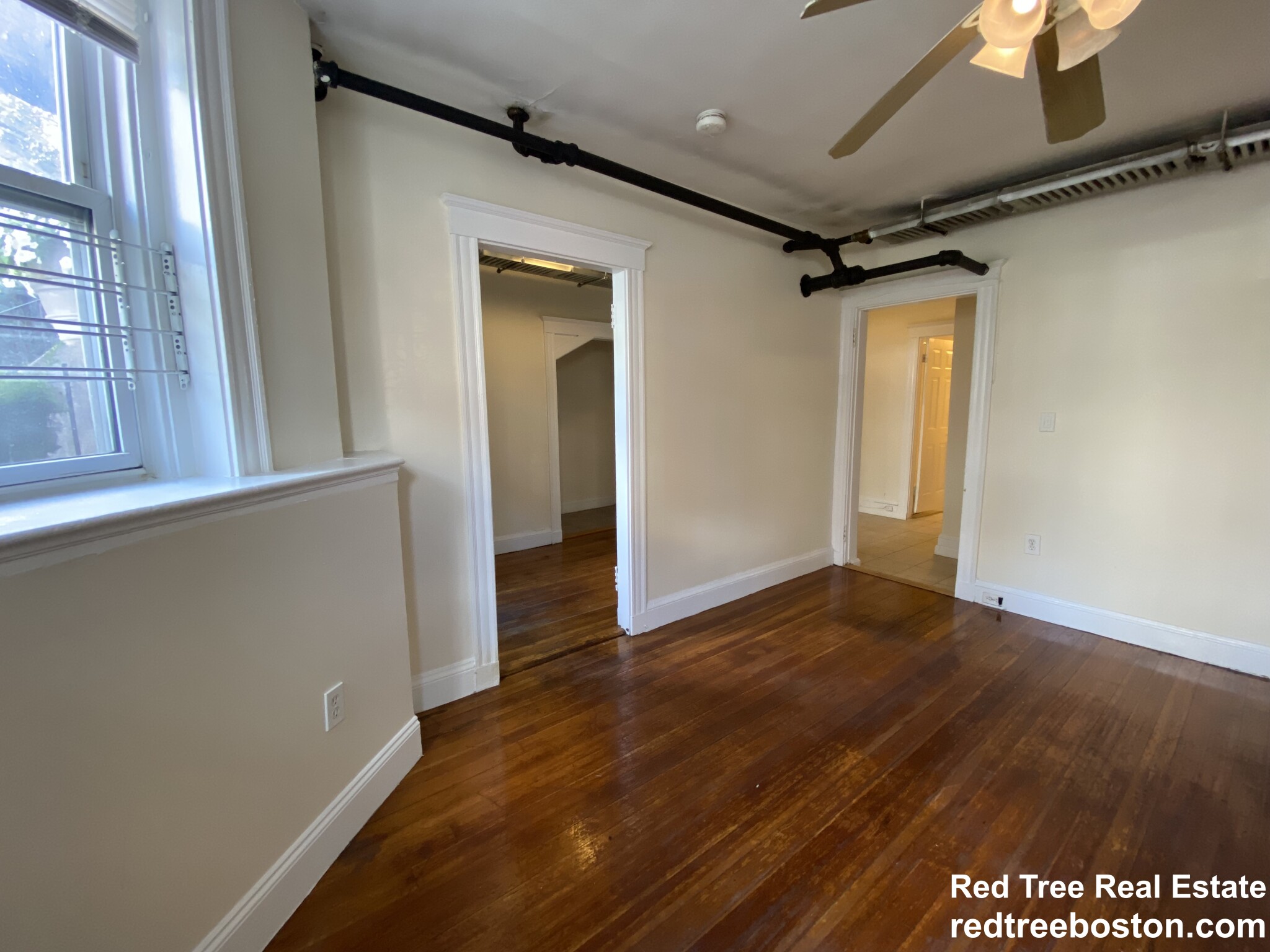 9 Barrows St, Allston