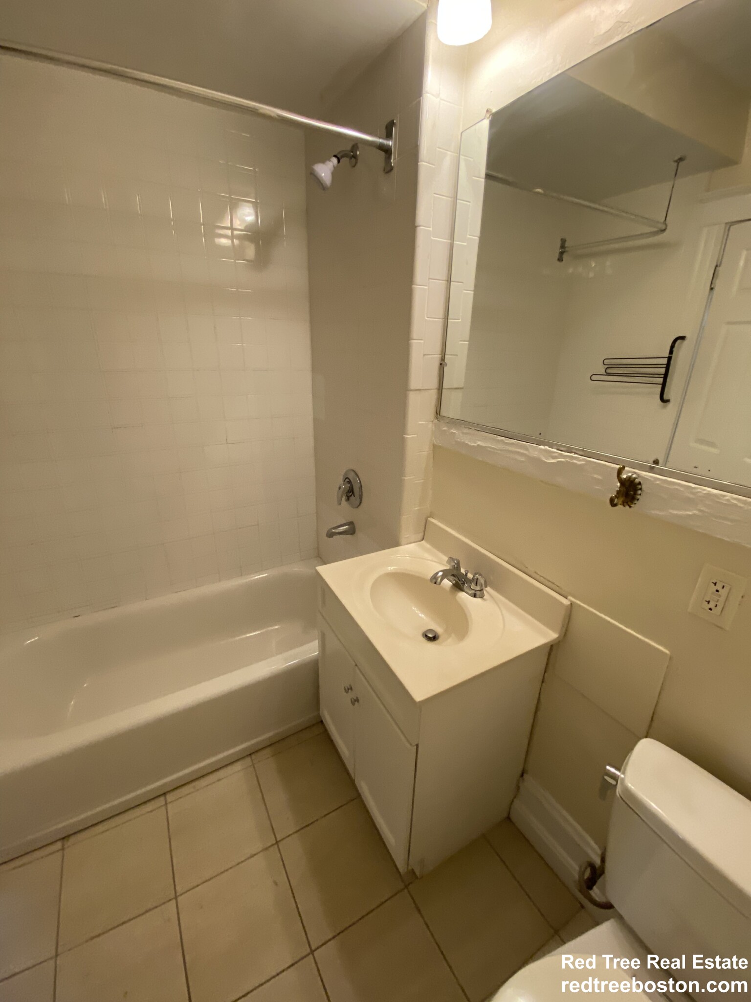 9 Barrows St, Allston