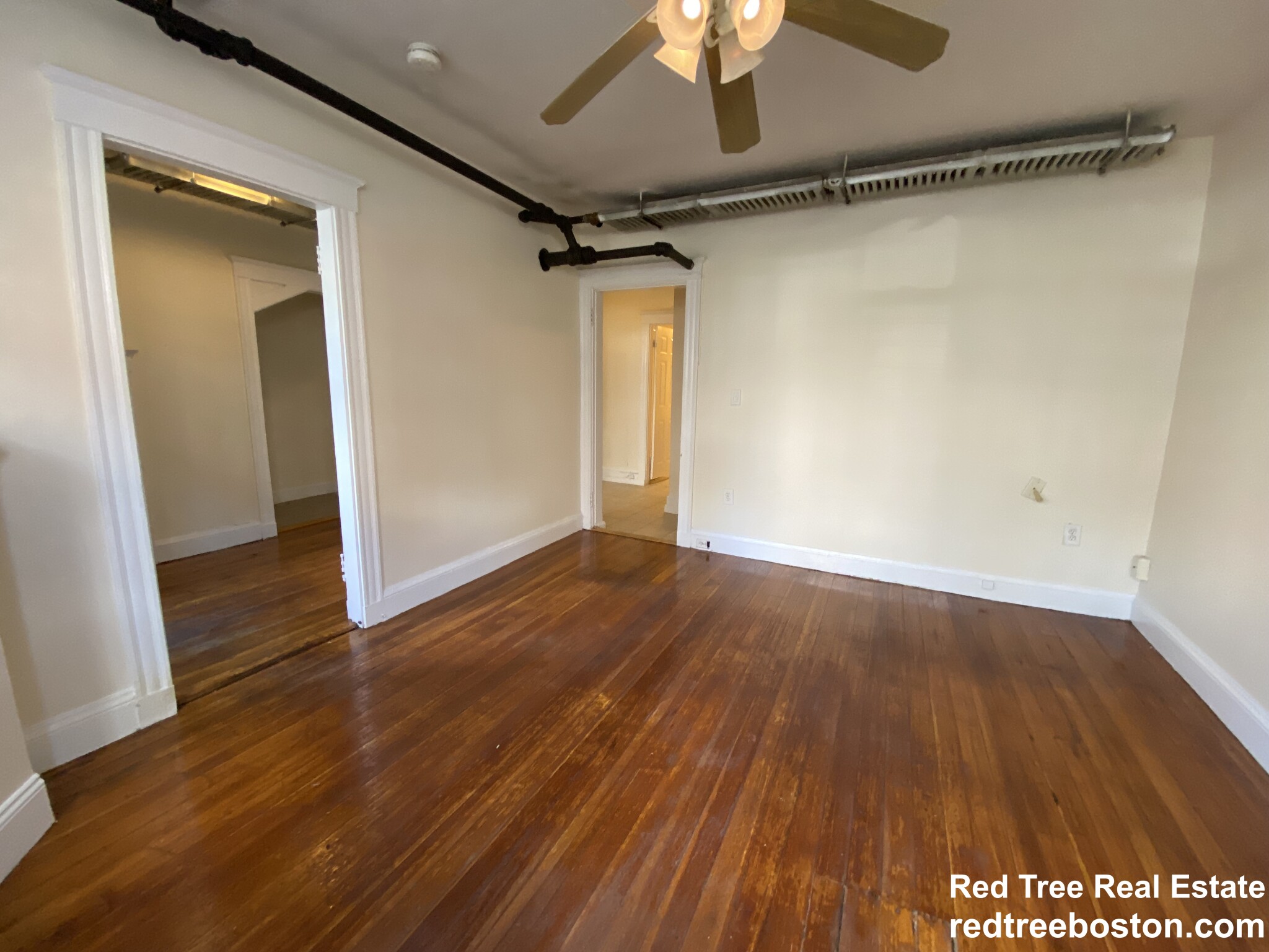 9 Barrows St, Allston