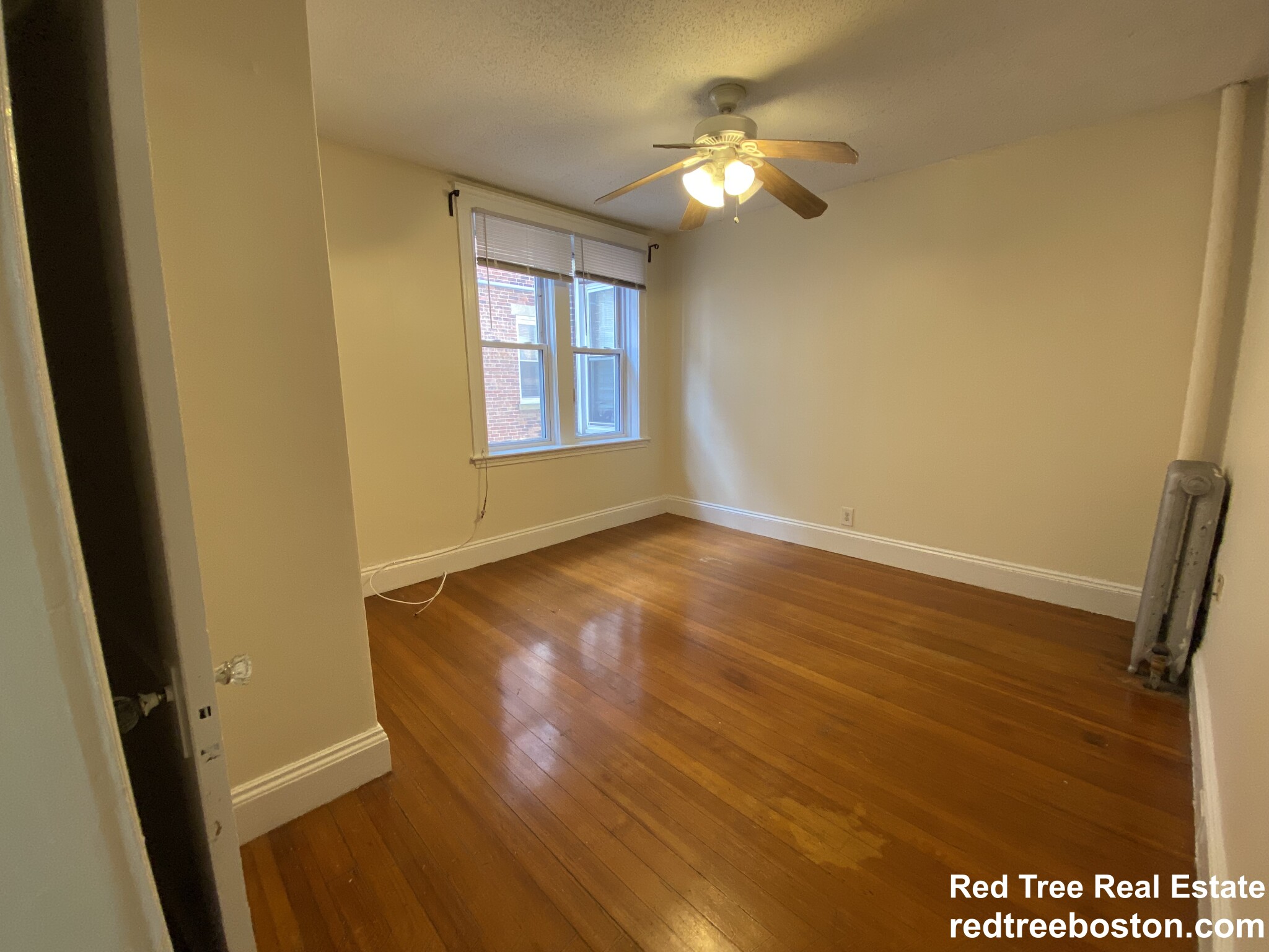 518 Cambridge St, Allston