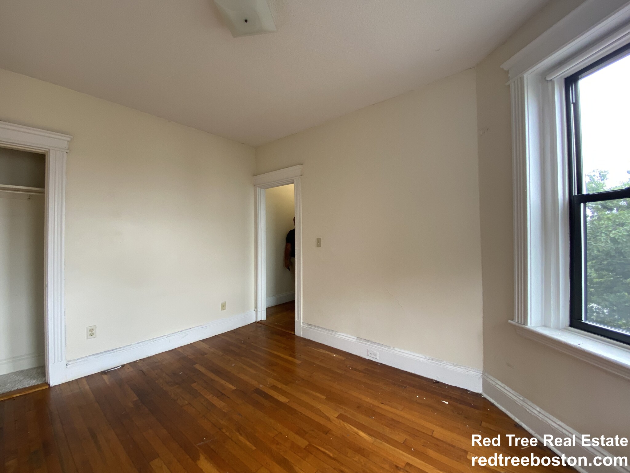 1152 Commonwealth Ave, Allston