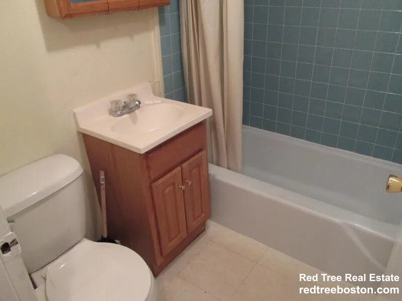 1124 Commonwealth Ave, Allston