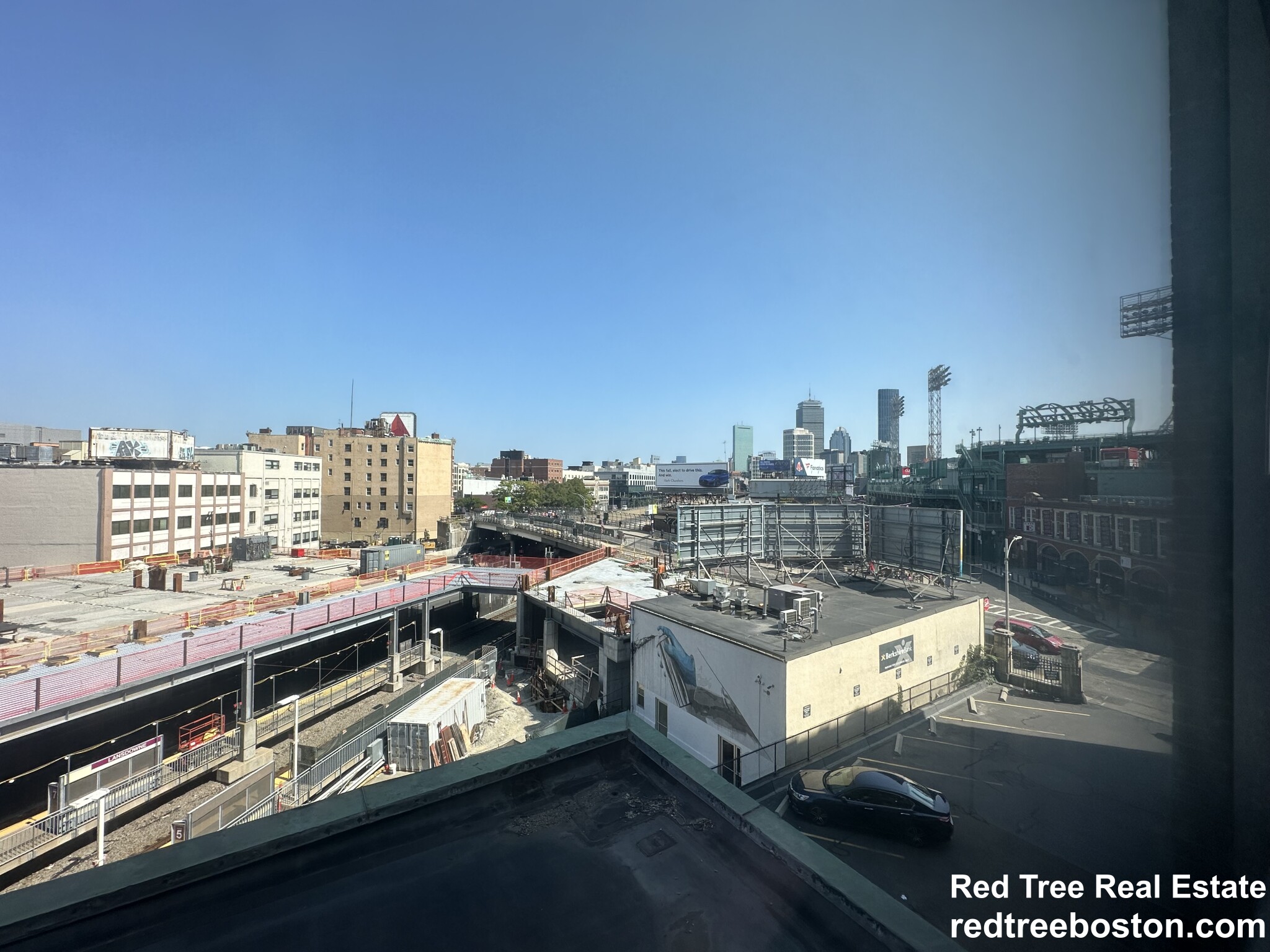 61 Brookline Ave, Fenway