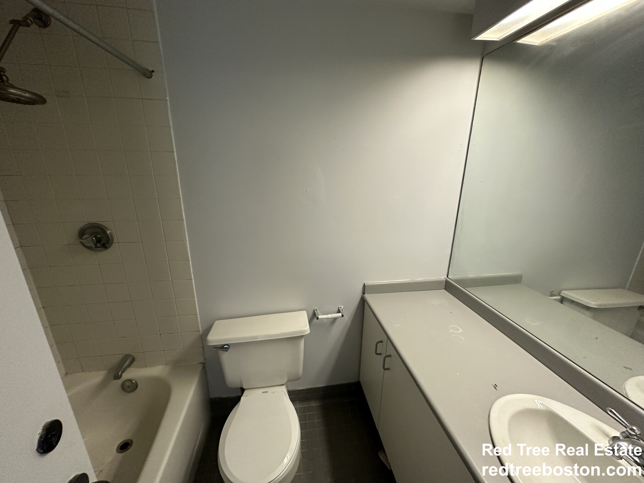 61 Brookline Ave, Fenway