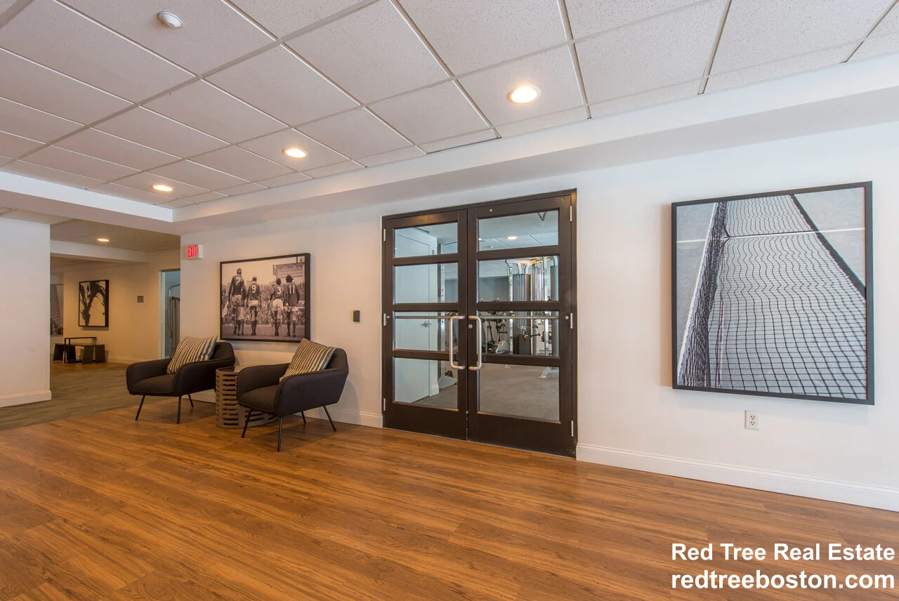 30 Cambridge Park Dr, North Cambridge