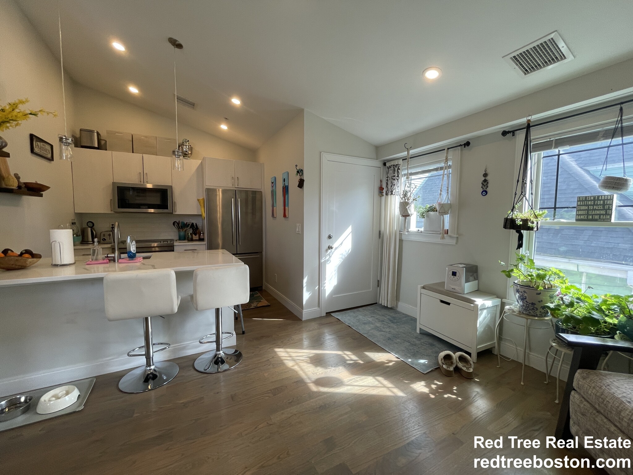 9 Mansfield St, Allston