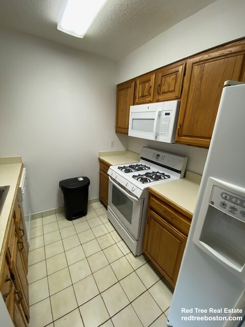 147 Kelton St, Allston