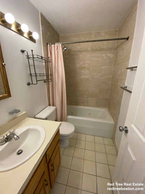 147 Kelton St, Allston