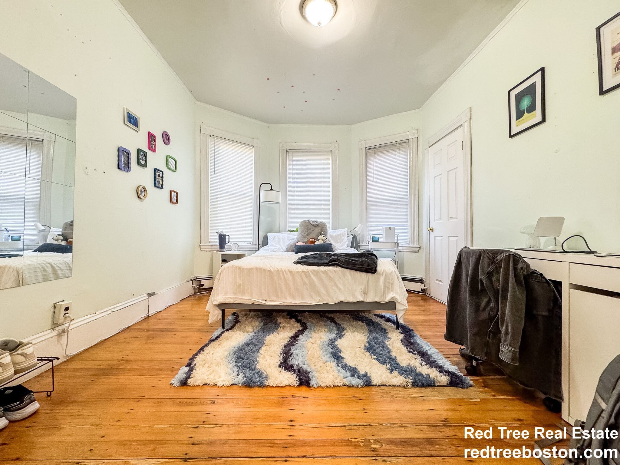 168 Hillside St, Mission Hill