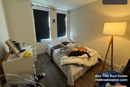 1126 Boylston St, Fenway