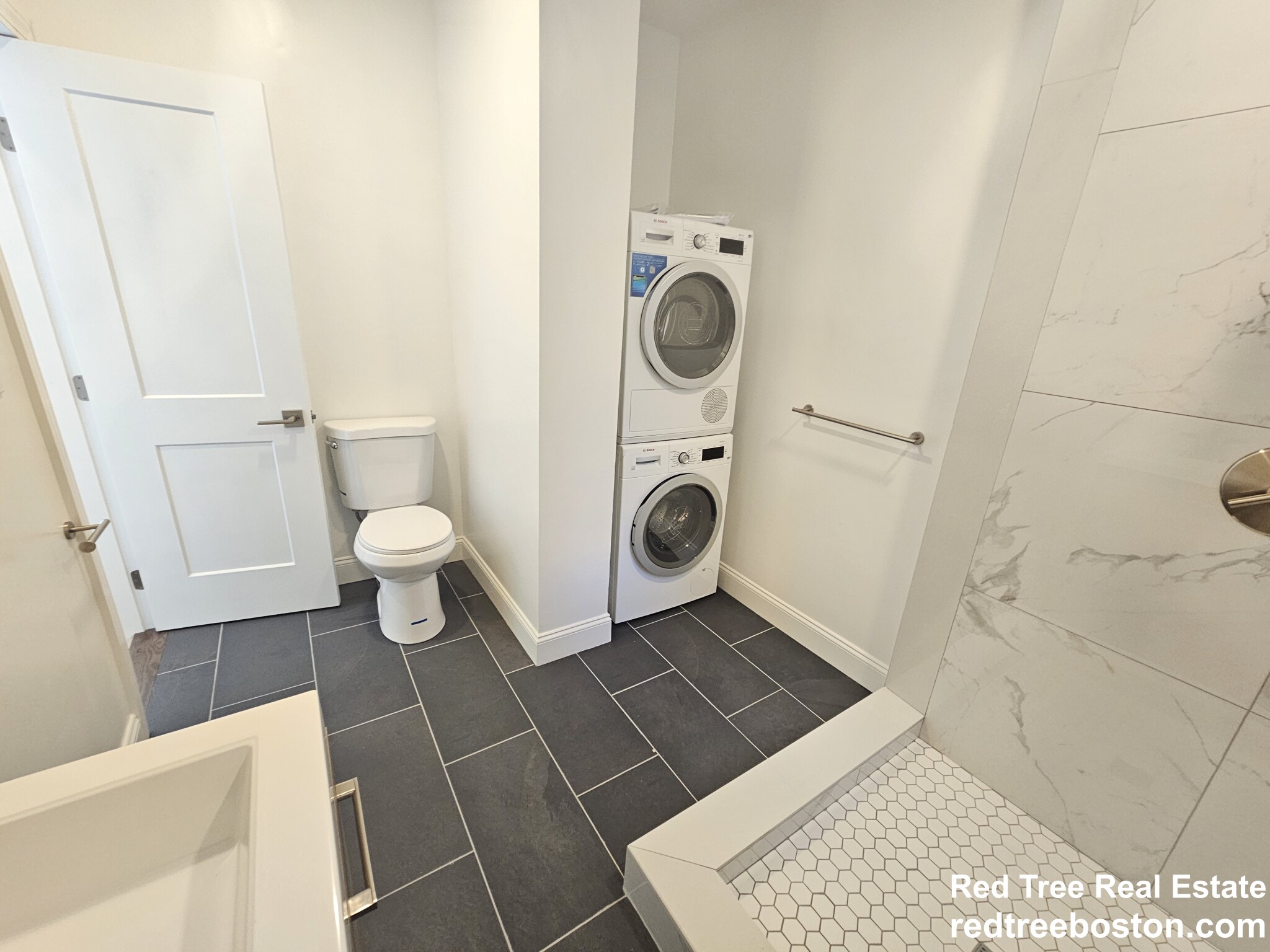 55 Queensberry St, Fenway