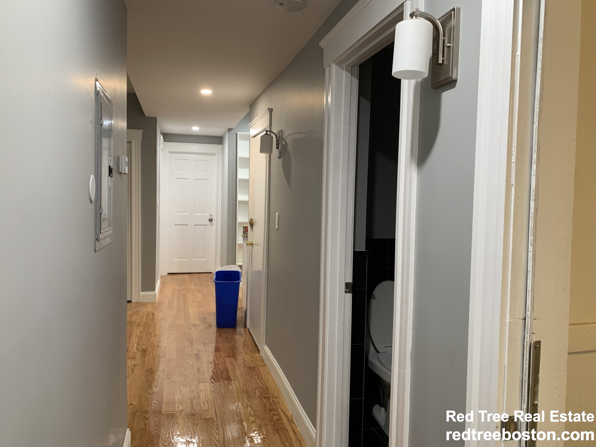 146 Hillside St, Mission Hill