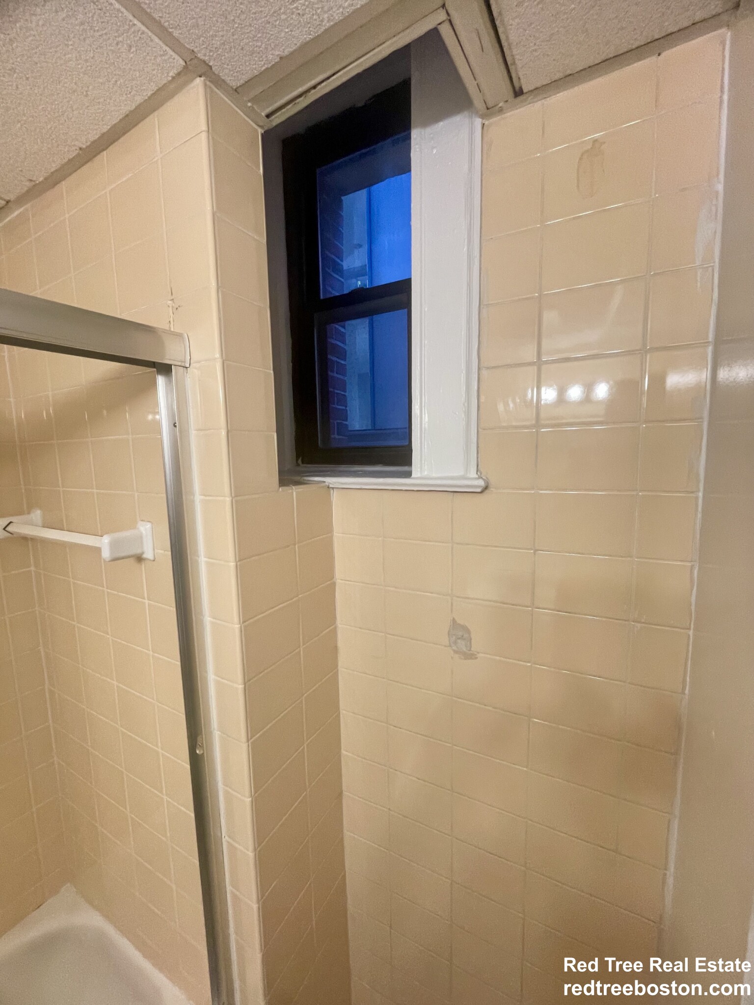 62 Boylston St, Midtown