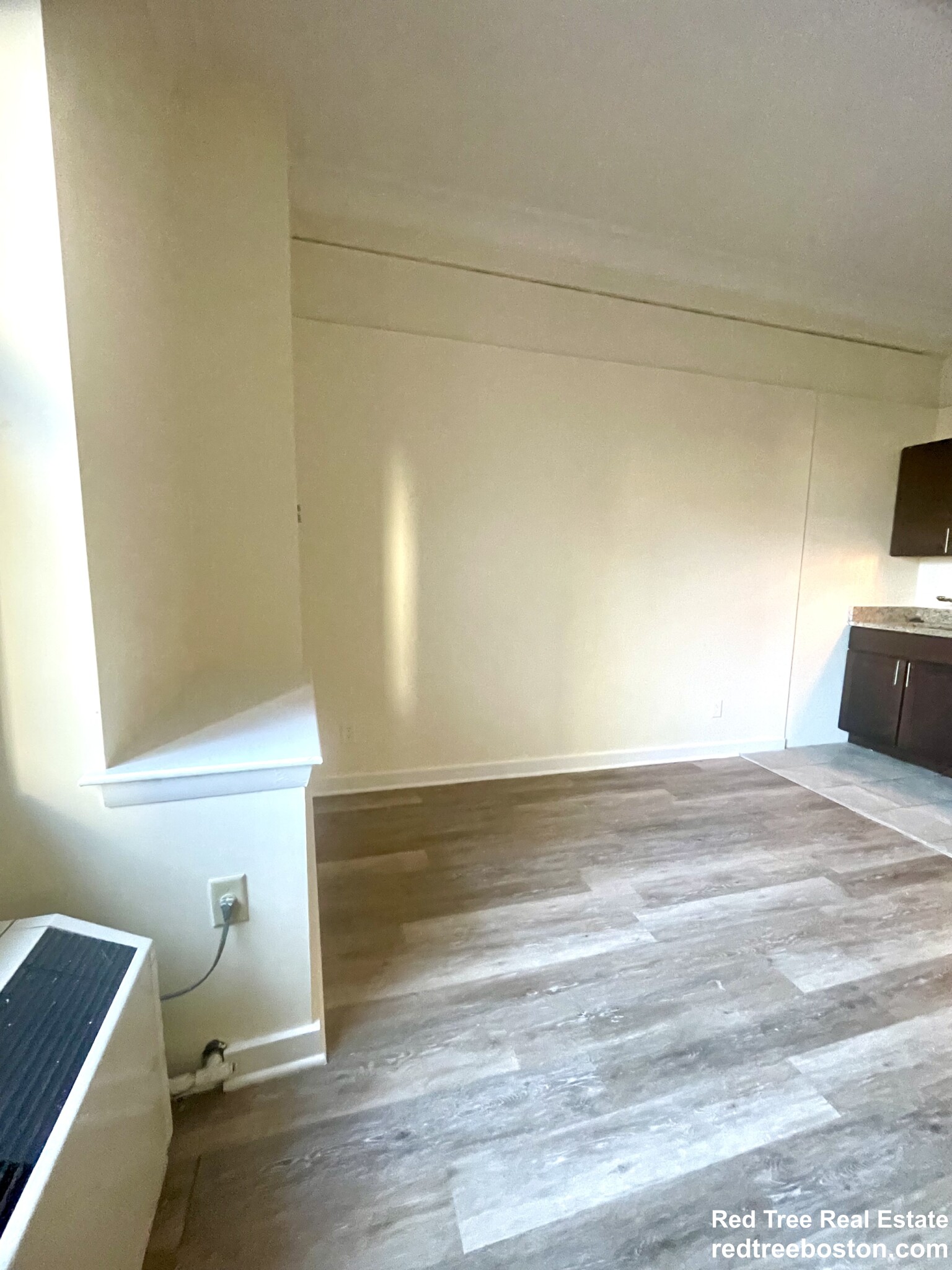 62 Boylston St, Midtown