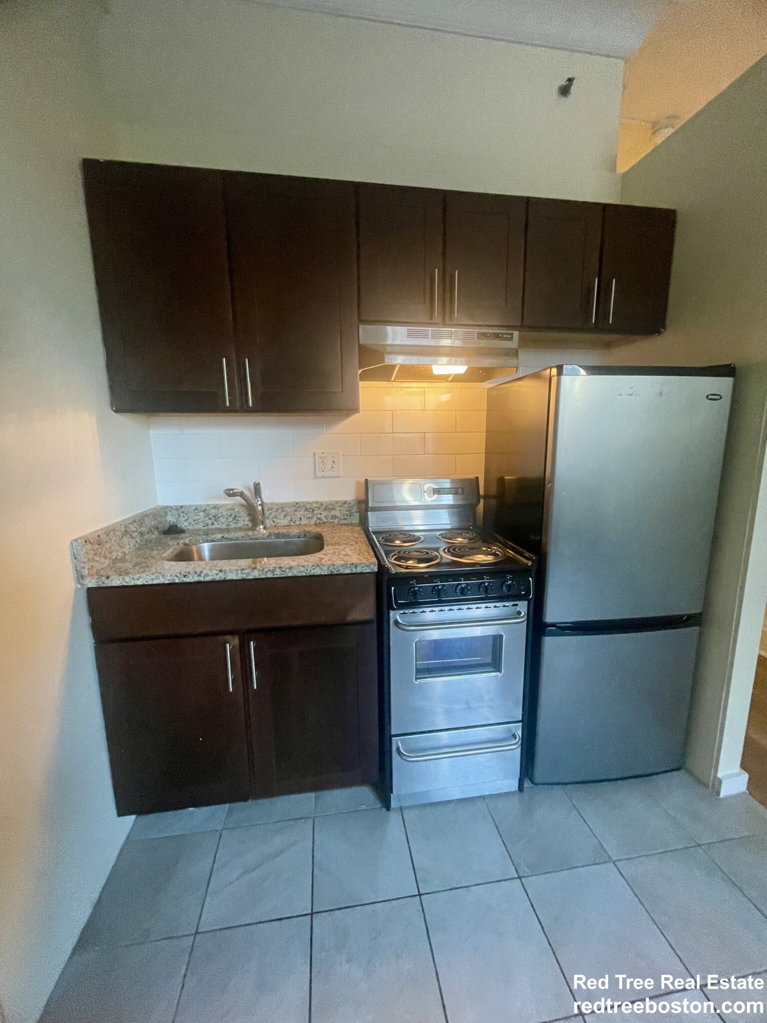 62 Boylston St, Midtown