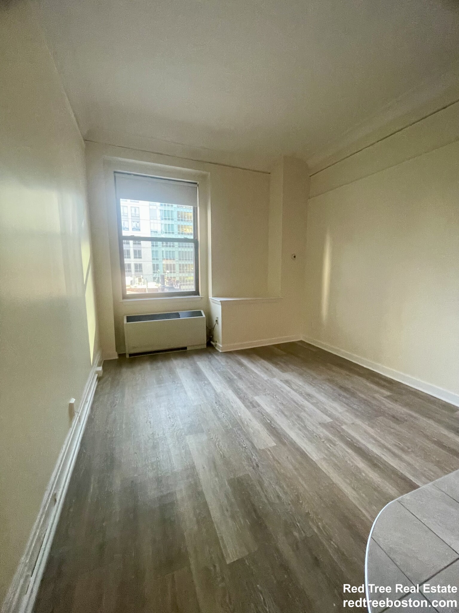 62 Boylston St, Midtown