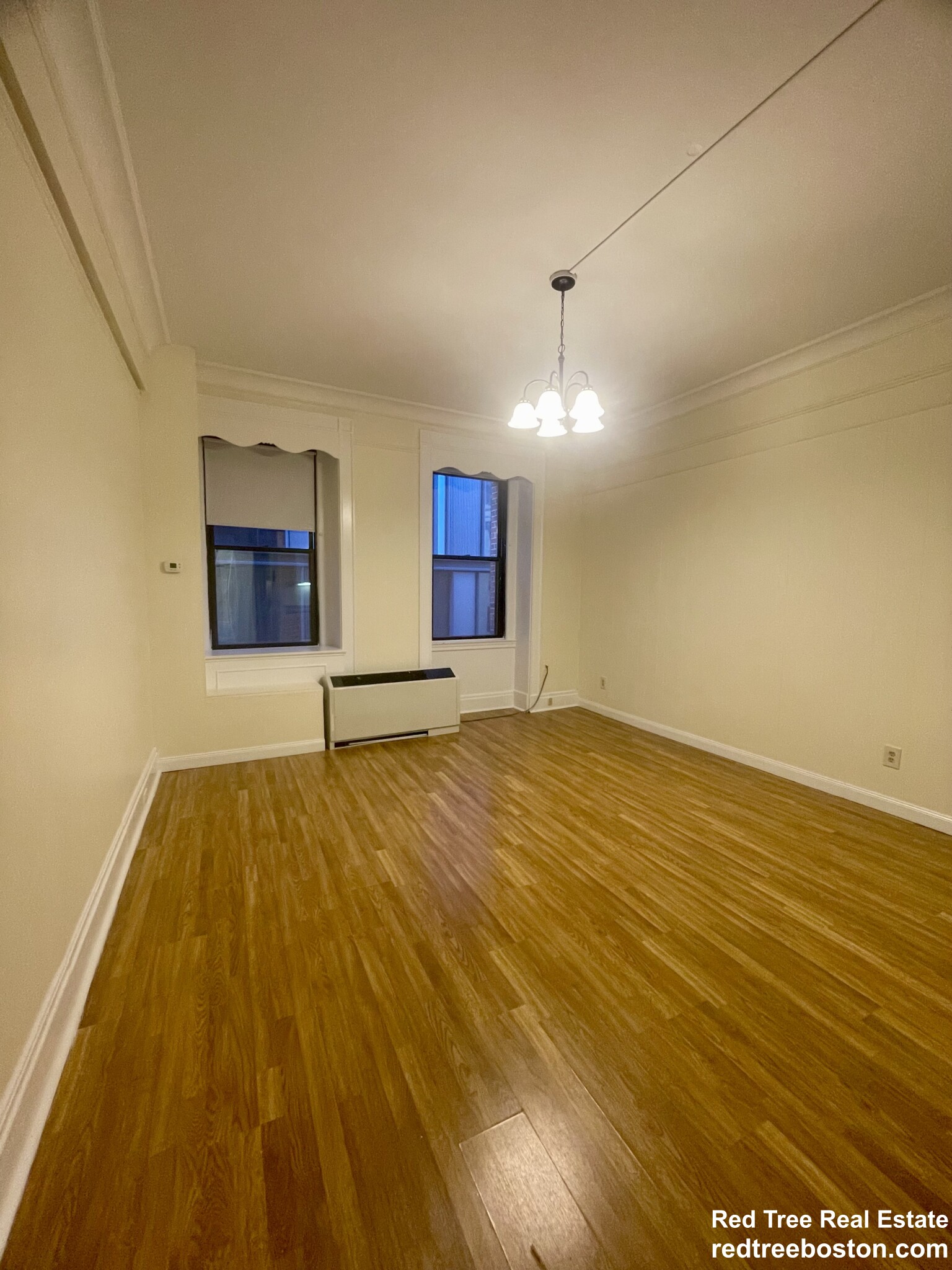 62 Boylston St, Midtown