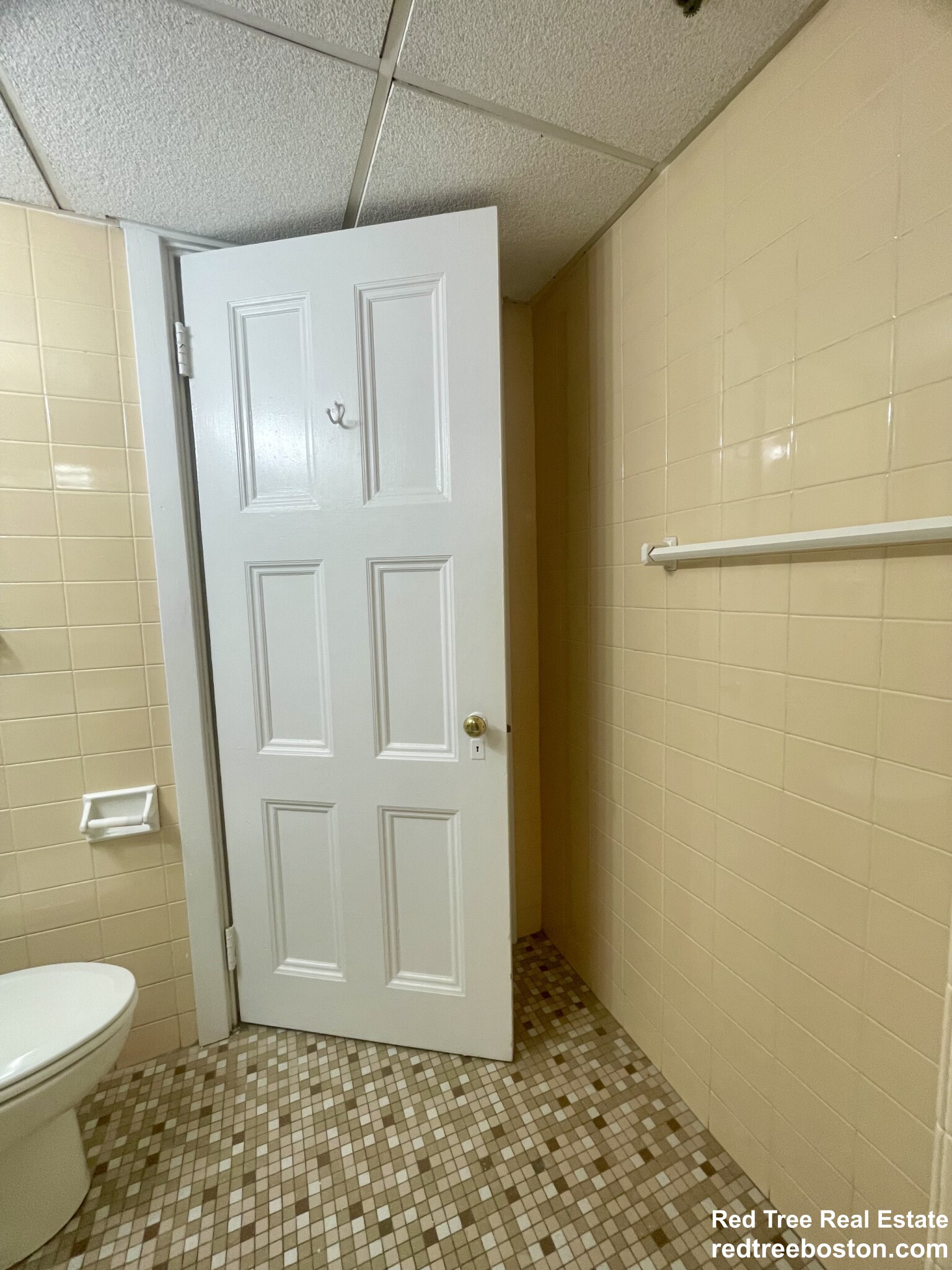 62 Boylston St, Midtown