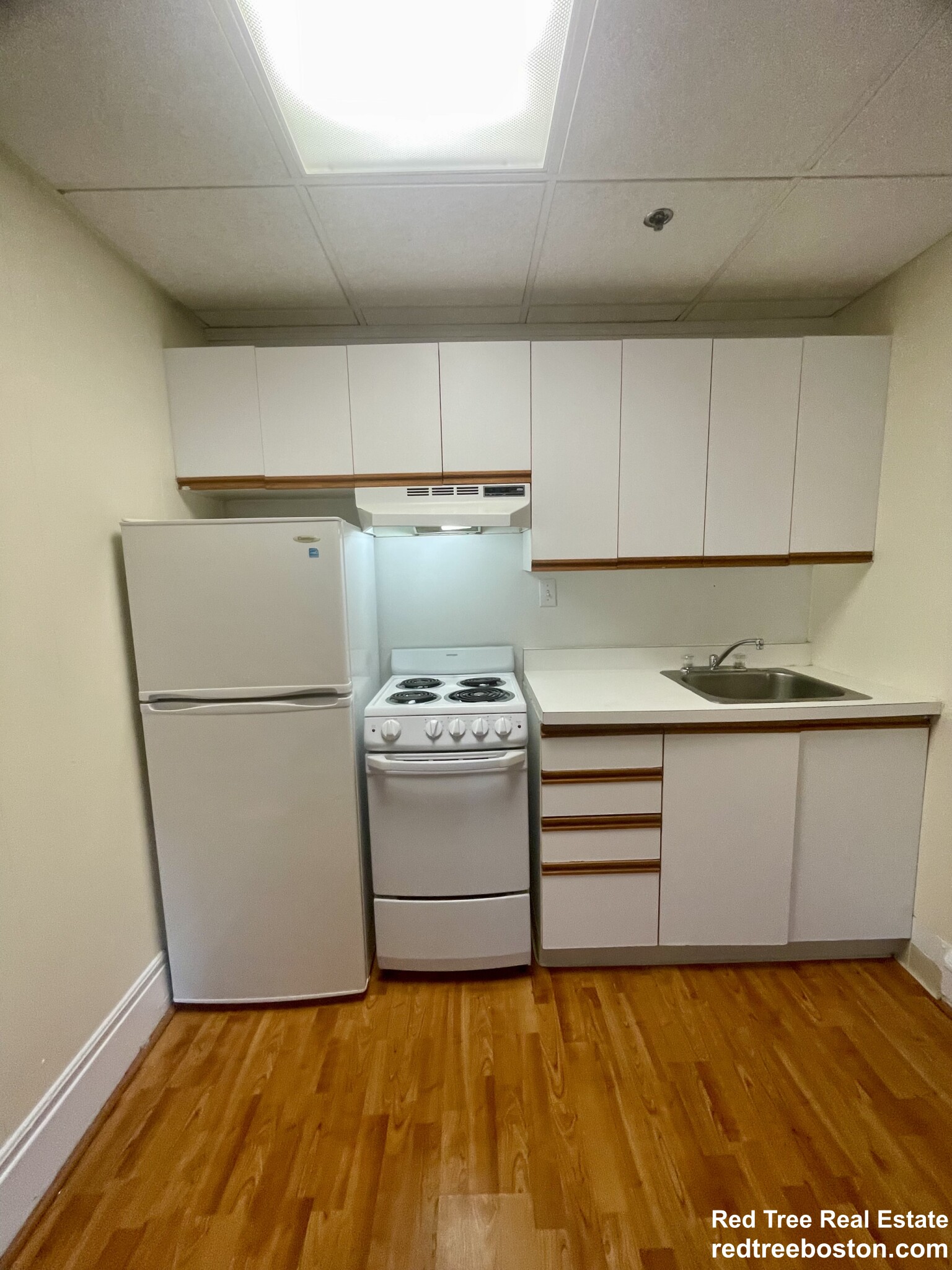 62 Boylston St, Midtown