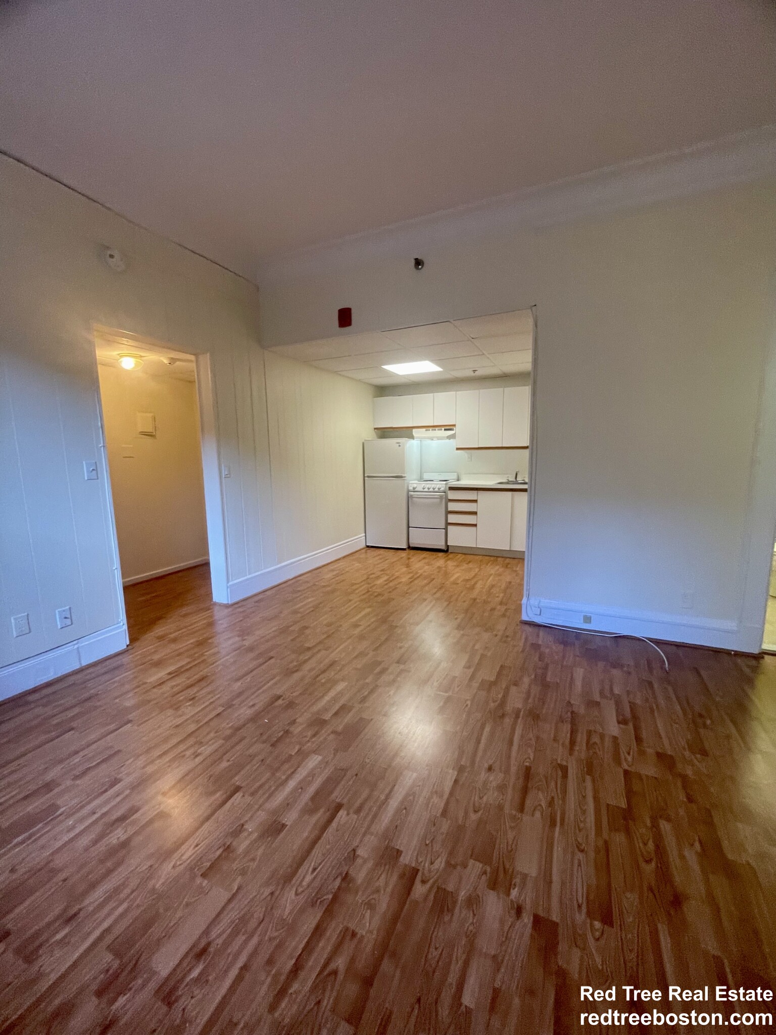 62 Boylston St, Midtown