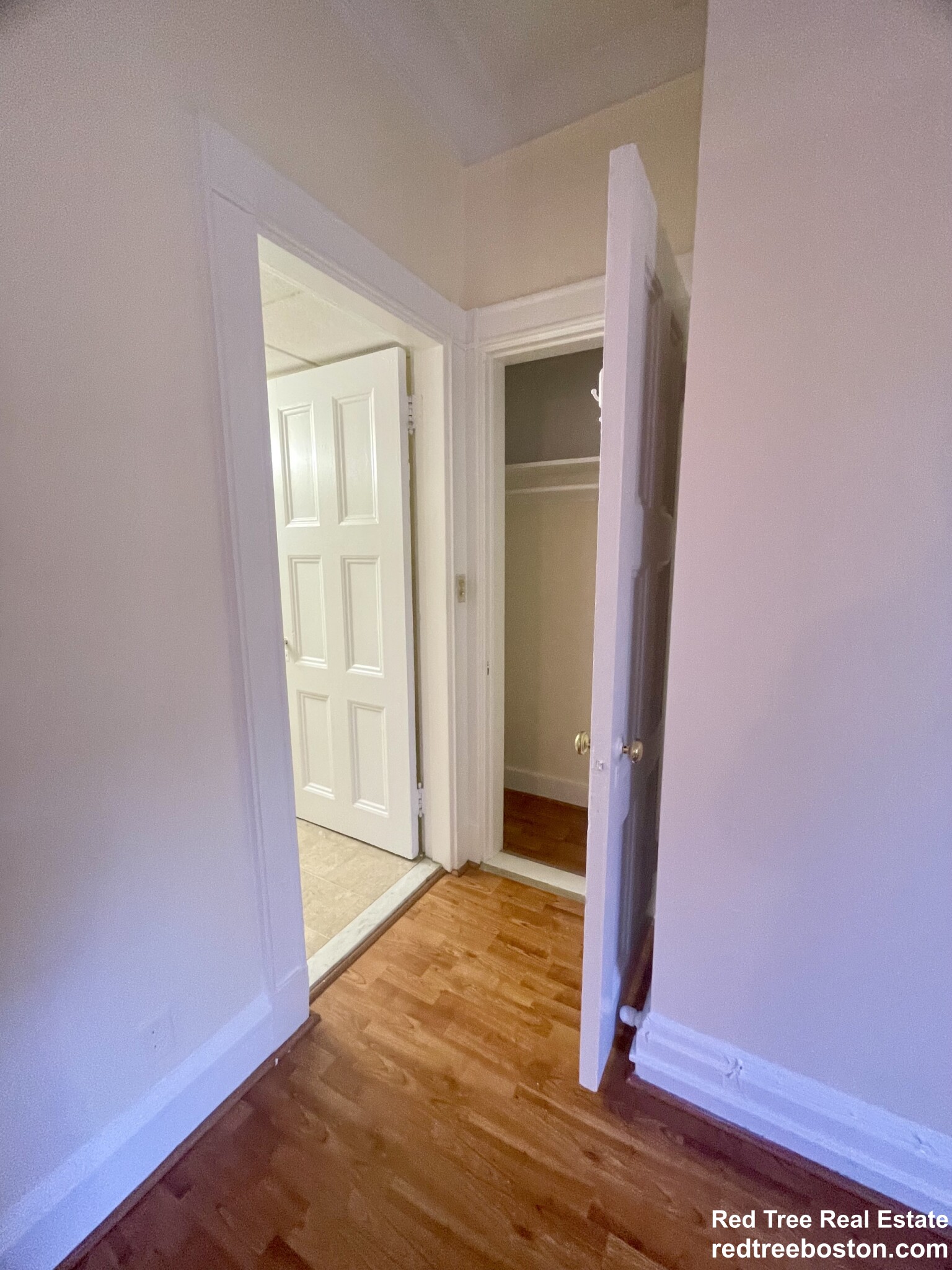 62 Boylston St, Midtown