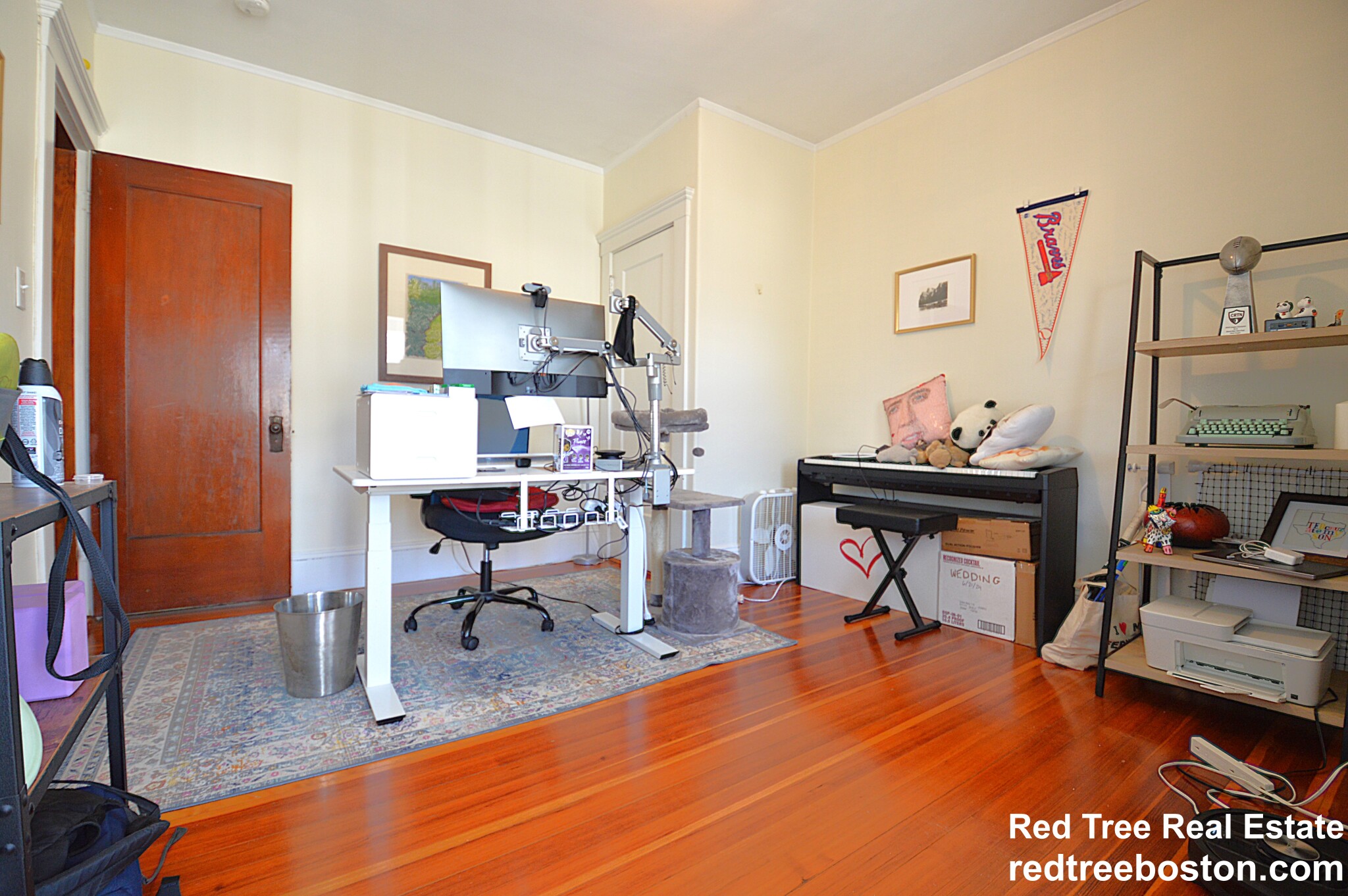 16 Nonantum St, Oak Square