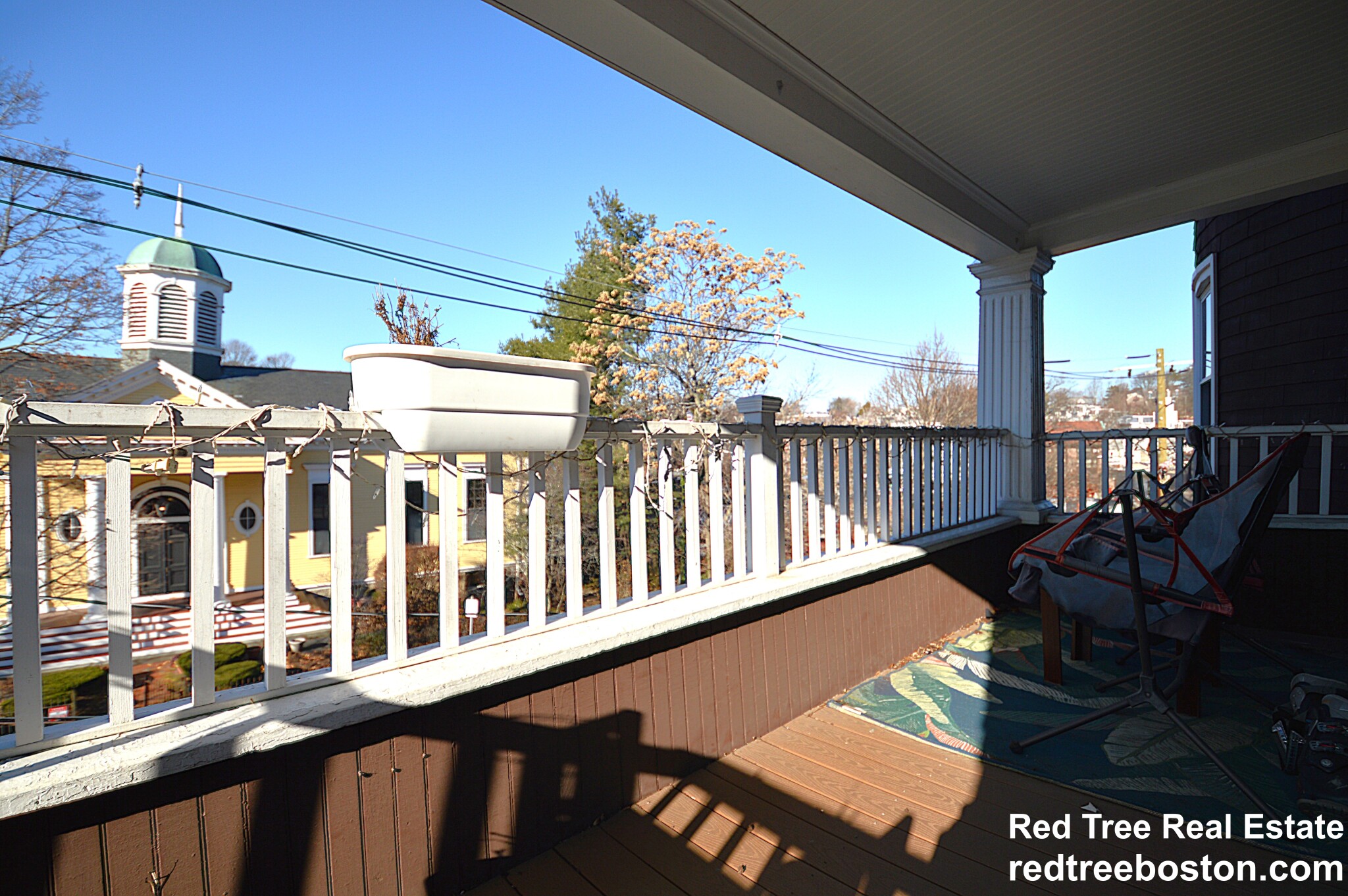 16 Nonantum St, Oak Square