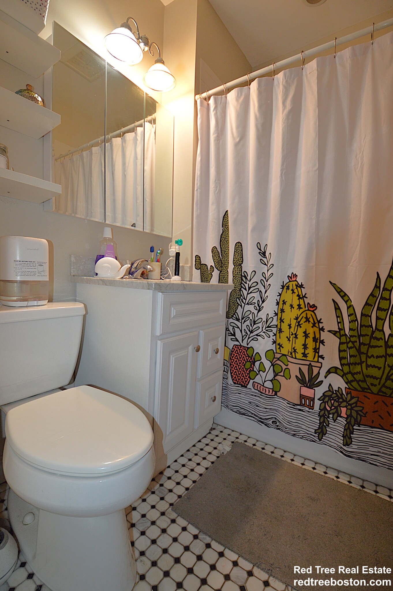 16 Nonantum St, Oak Square