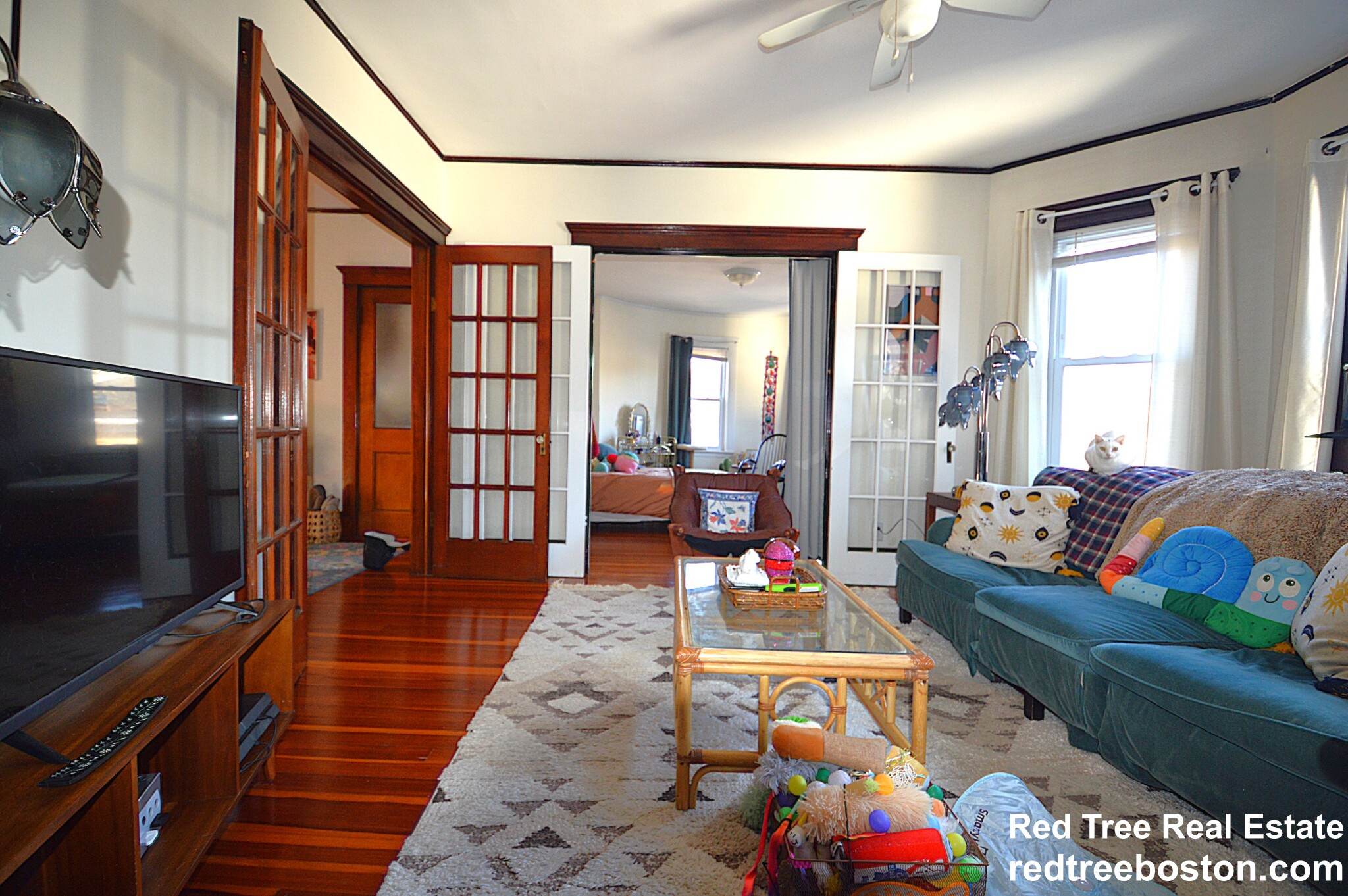 16 Nonantum St, Oak Square