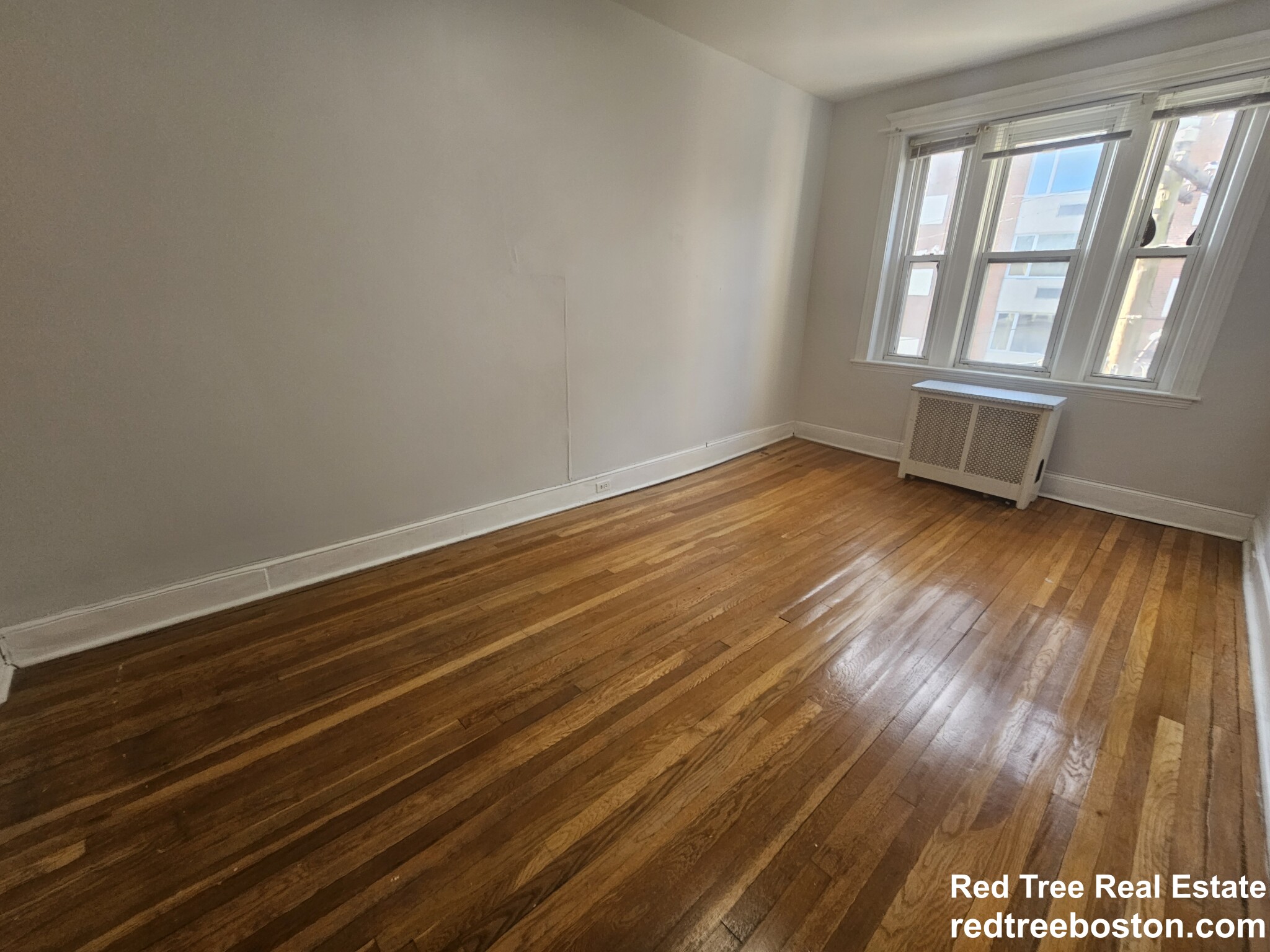 211 Saint Paul St, Coolidge Corner