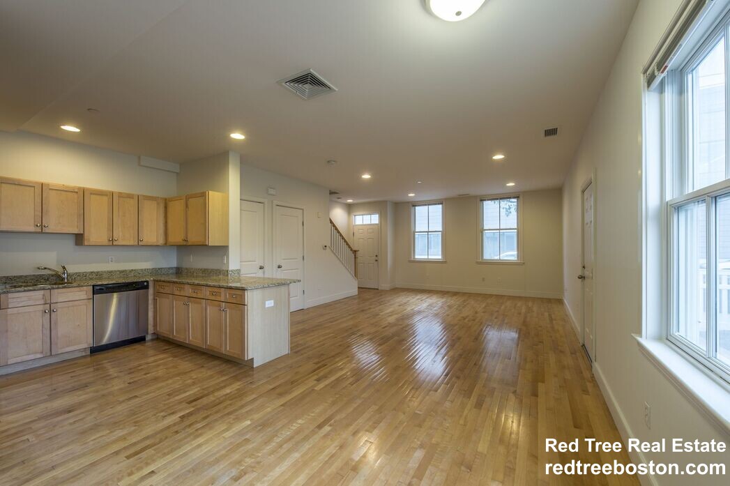 110 Second St, East Cambridge