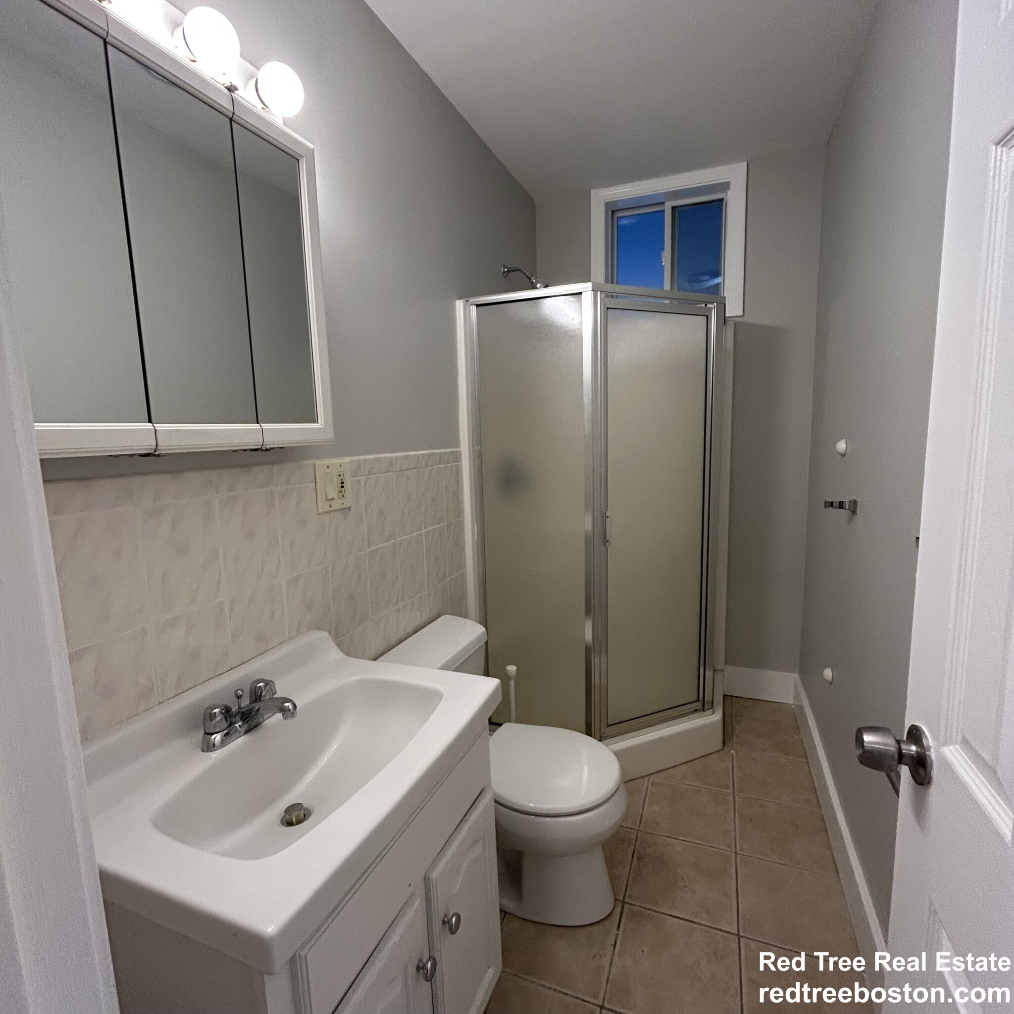 158 Holland St, Teele Square