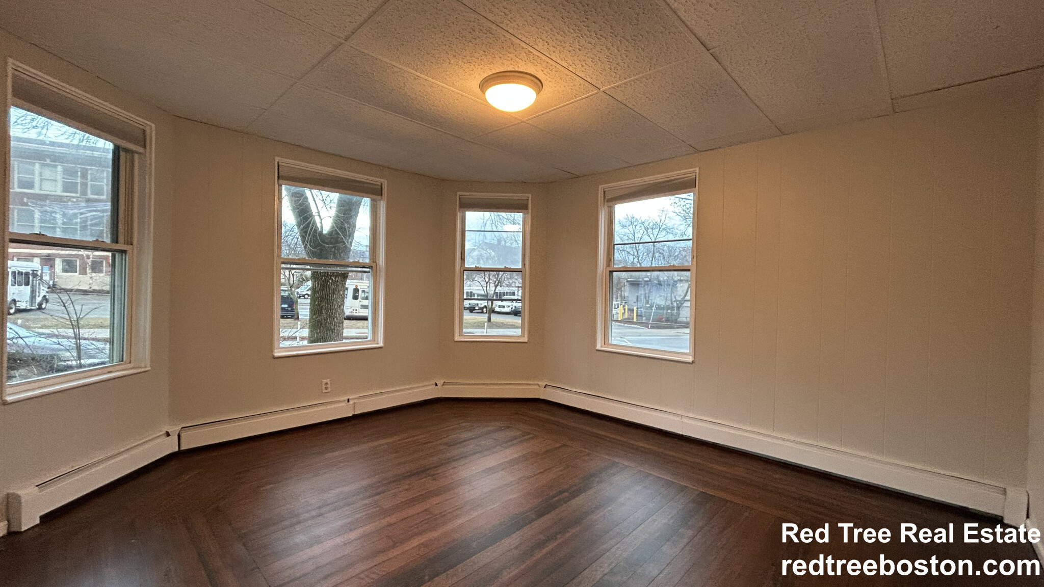 158 Holland St, Teele Square