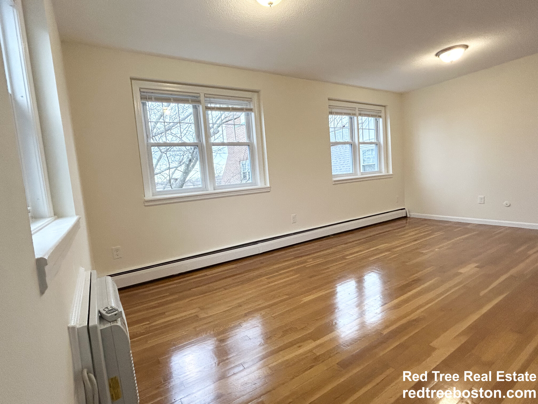 2018 Commonwealth Ave, Brighton