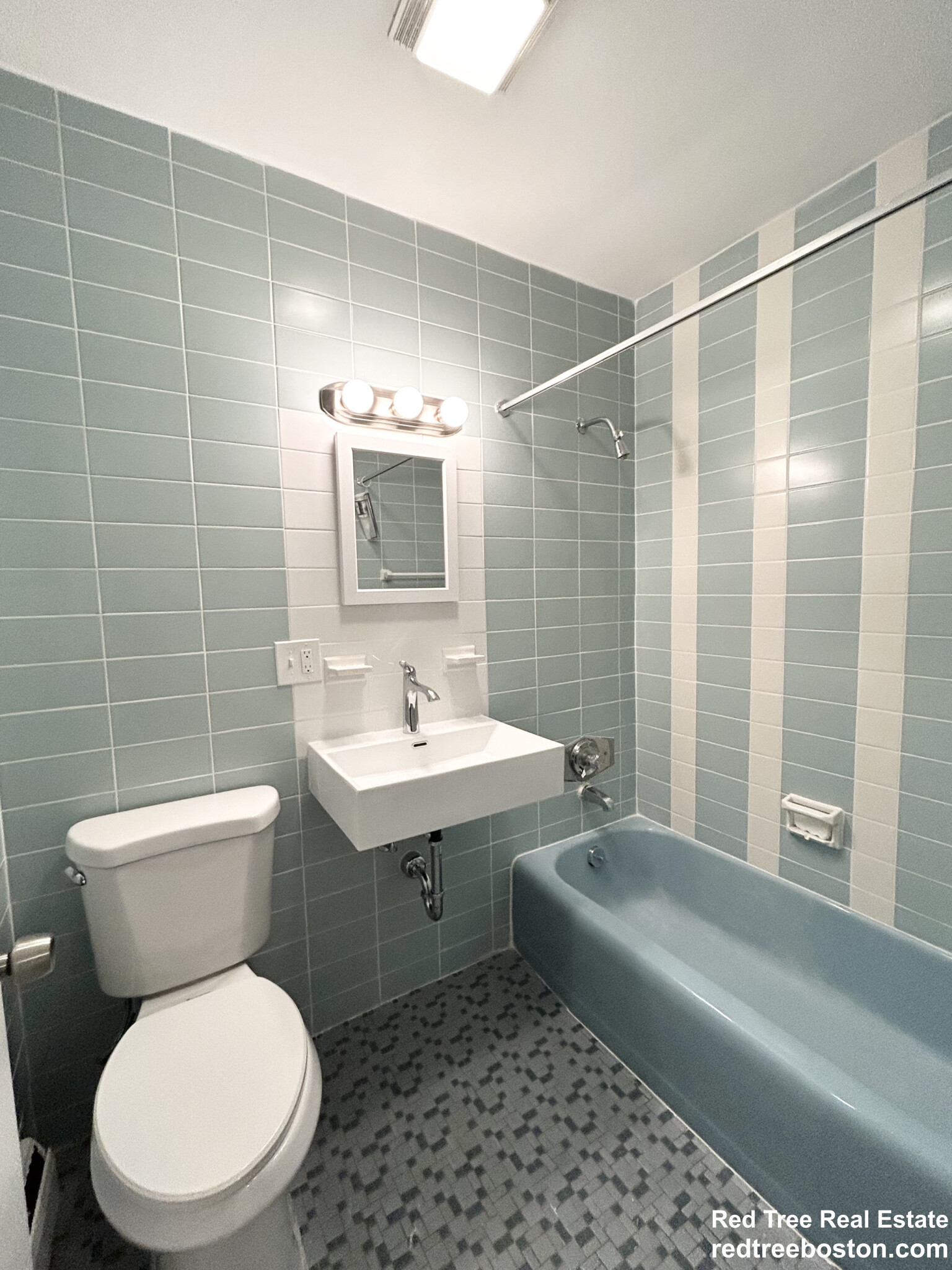 2018 Commonwealth Ave, Brighton