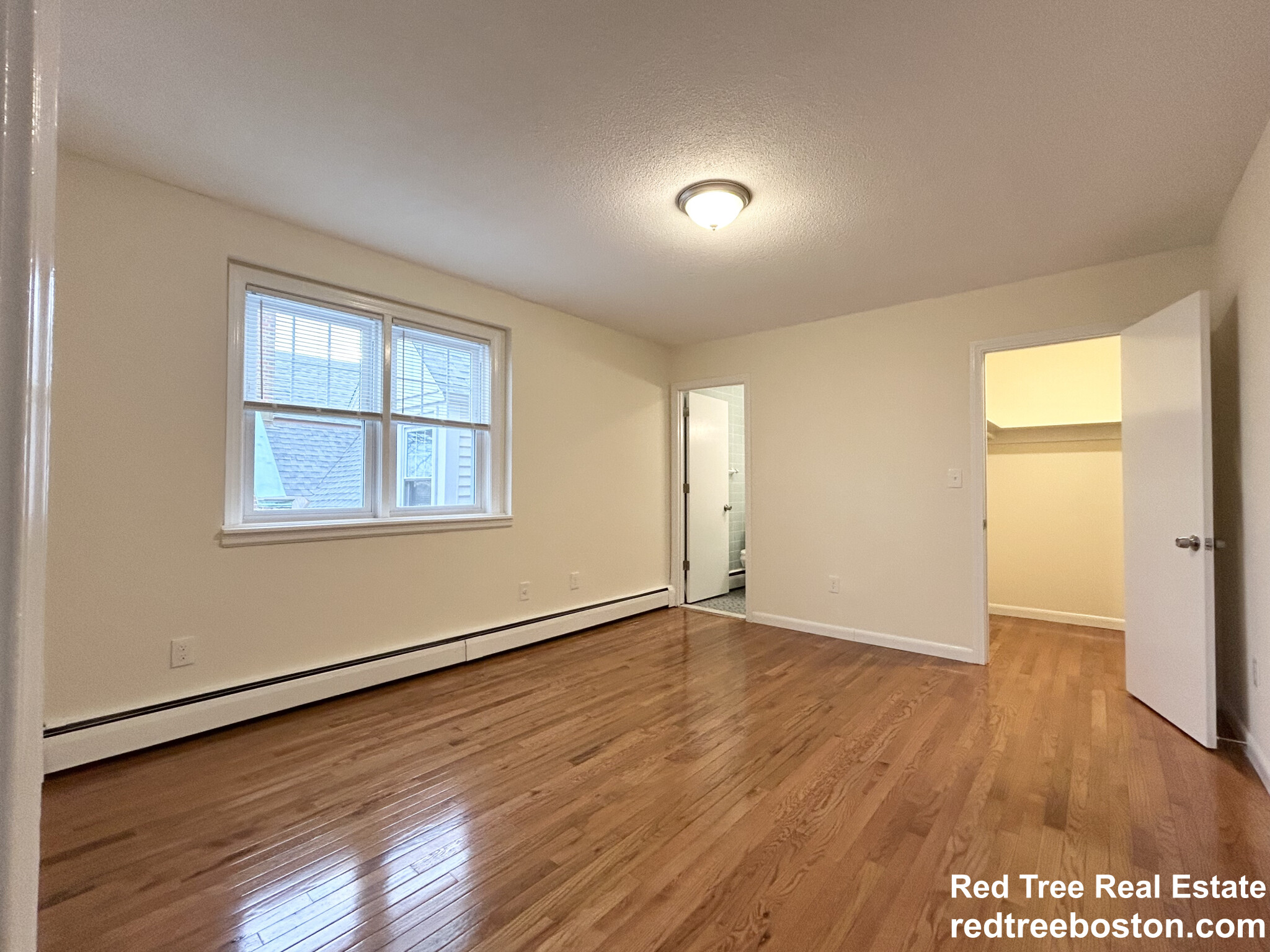 2018 Commonwealth Ave, Brighton