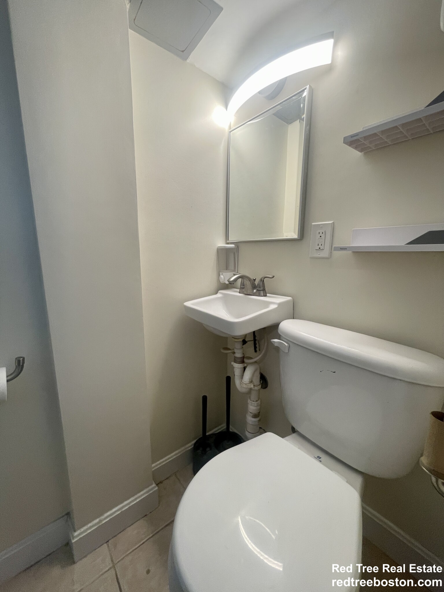 25 Saint Marys Ct, Brookline