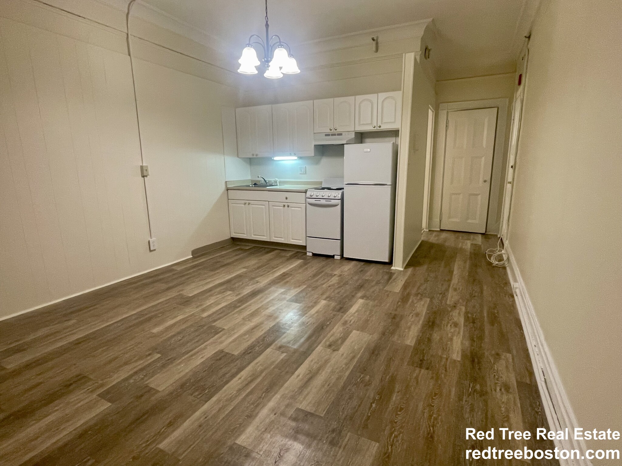 62 Boylston St, Midtown